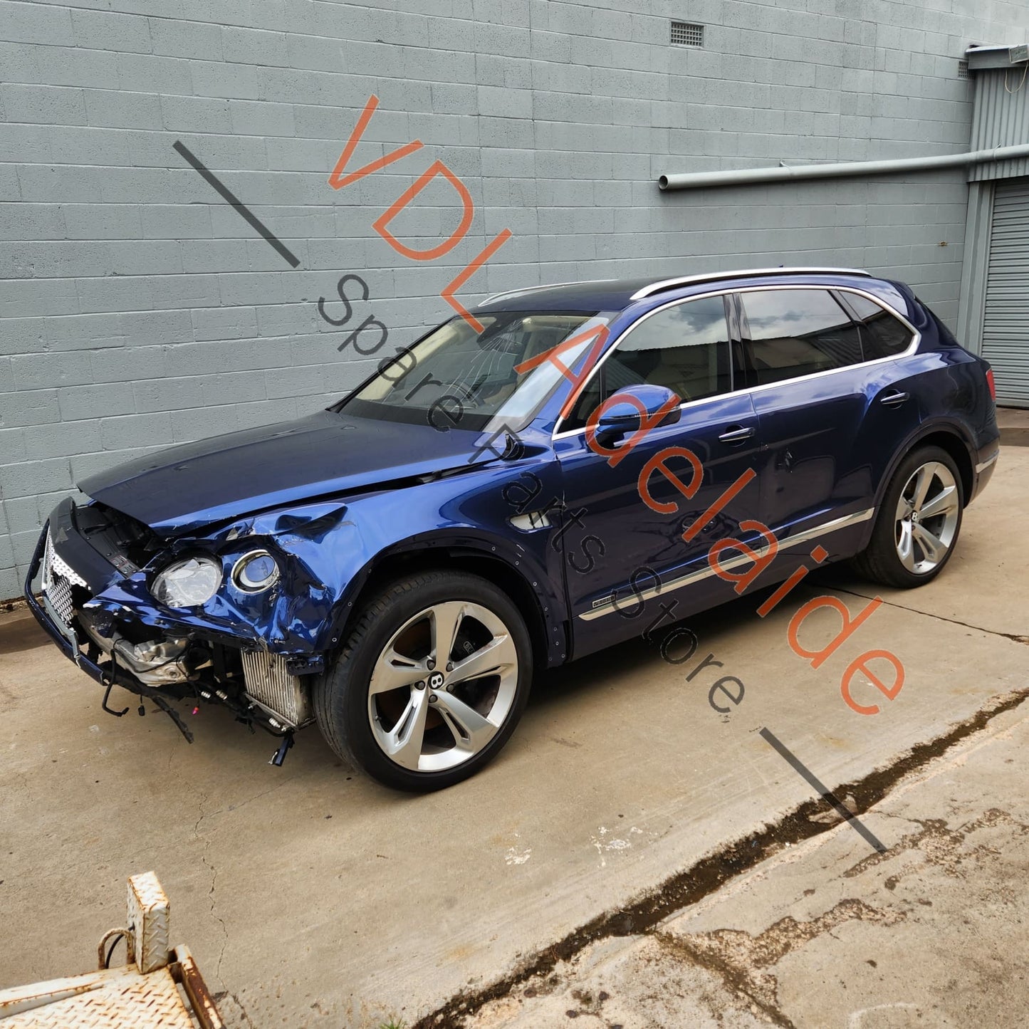 36A867107 36A867108 Bentley Bentayga Set of Door Trim Leather Hyde Colour Linen / Imperial Blue