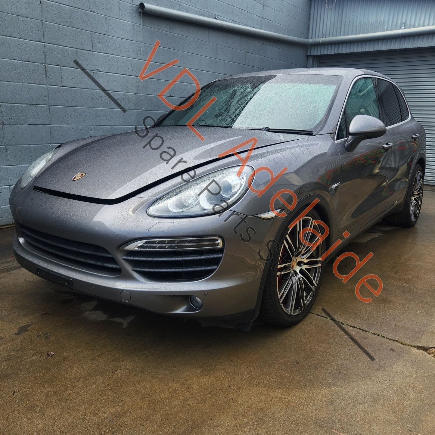 95855972720 7P5853727D Porsche Cayenne 958 Left Front Fender Wheel Arch Moulding Trim 7P5853727D 95855972720