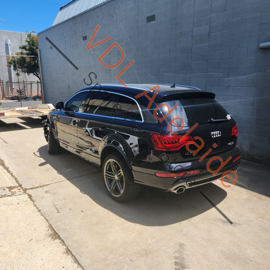 4L0821102 Audi Q7 4L Right Front Wing Fender Mudguard Panel 4L0821102 2T2T Orca Black Metallic