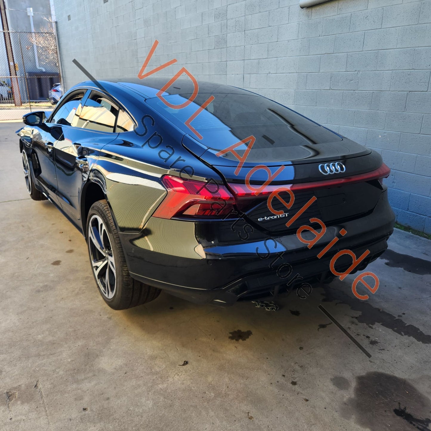 9J1845019D Audi e-Tron GT Front Left Door Window Glass 9J1845019D
