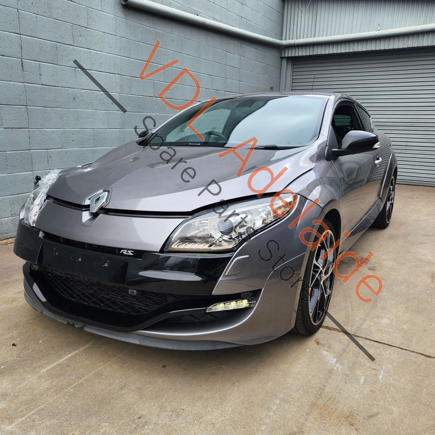 788A22543R Renault Megane III DZ0/1 RS250 265 275 Right Rear Quarter Molding Flare Wheel Arch Trim 788A22543R Oyster Grey