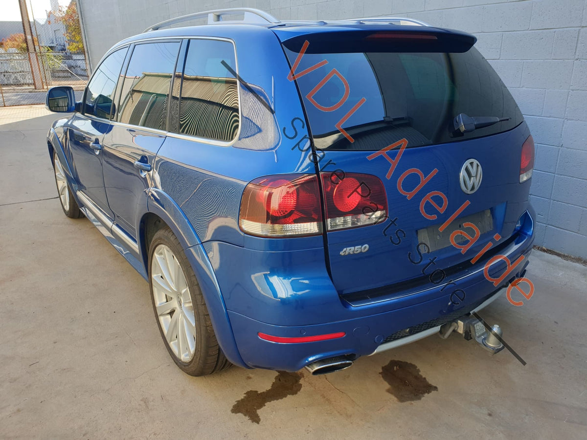 7L6117335B VW Touareg 7L Front Left Intercooler Air Guide 7L6117335B
