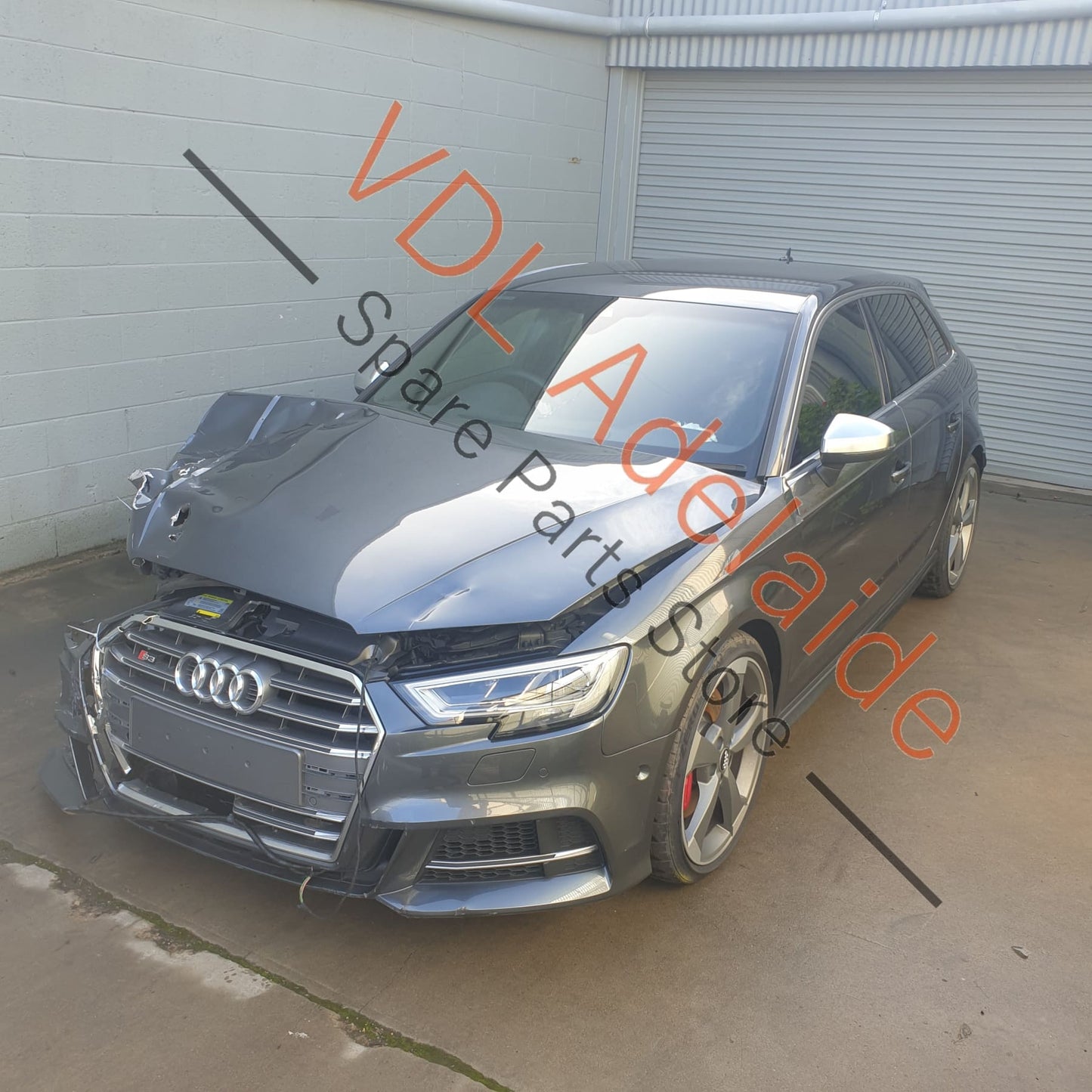 8V4253609AK Audi S3 8V Exhaust Stock Standard Rear Silencer Muffler Box with Quad exhaust Outlets 8V4253609AK