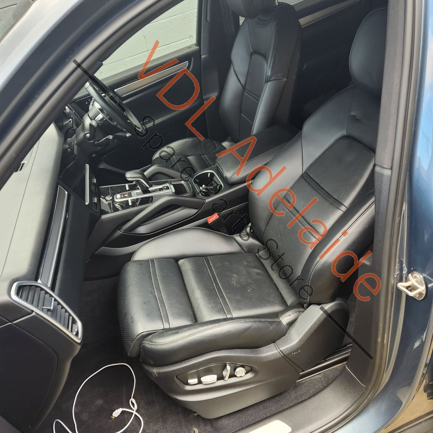 9Y0837019A 9Y0837019CZO Porsche Cayenne E3 9YA 9YB Left Door Opening Handle Interior Silver Chrome Aluminium 9Y0837019 CZO