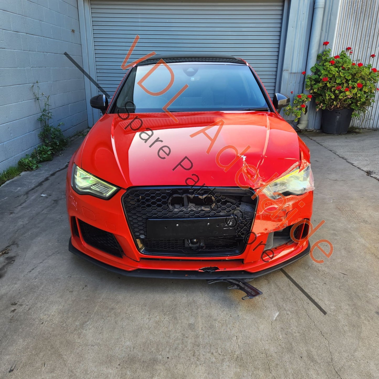 8V4955275 Audi RS3 8V Front Bumper Bar Left Headlight Washer Cover Flap Trim 8V4955275 GRU Y6Y6 Y6 / Y3T Catalunya Red Metallic