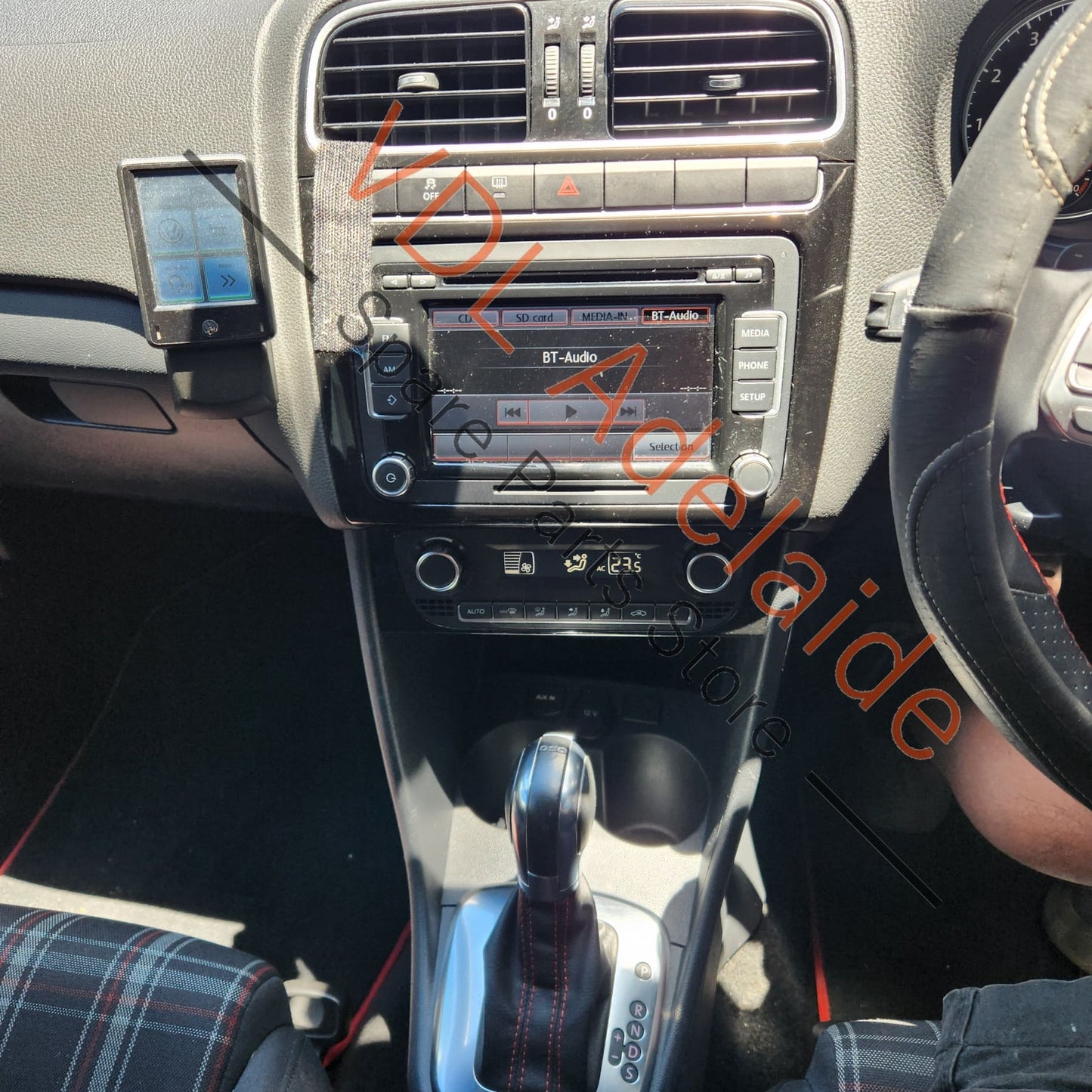 5K0035190B VW Radio Screen Head Unit for Golf Polo Touareg RCD510 5K0035190B