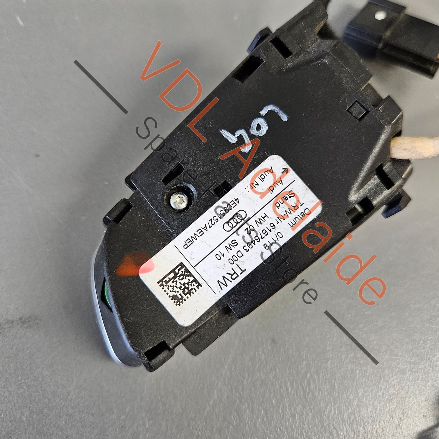 4E0951527AE Audi A4 8K Multi Function Steering Wheel Switch 4E0951527AEWEP