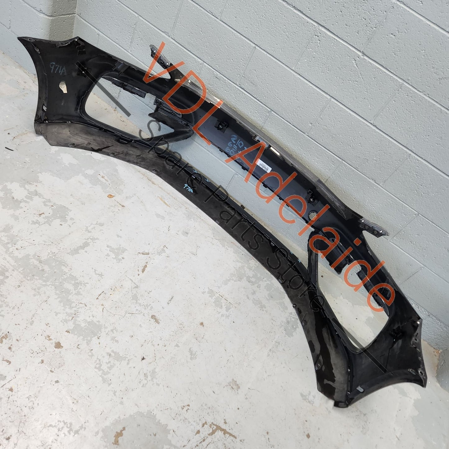 Porsche Panamera Turbo 971 2017-2020 Front Bumper Bar Cover Skin 971898010D Minor damage to lower section, volcano Grey 2H / M7R