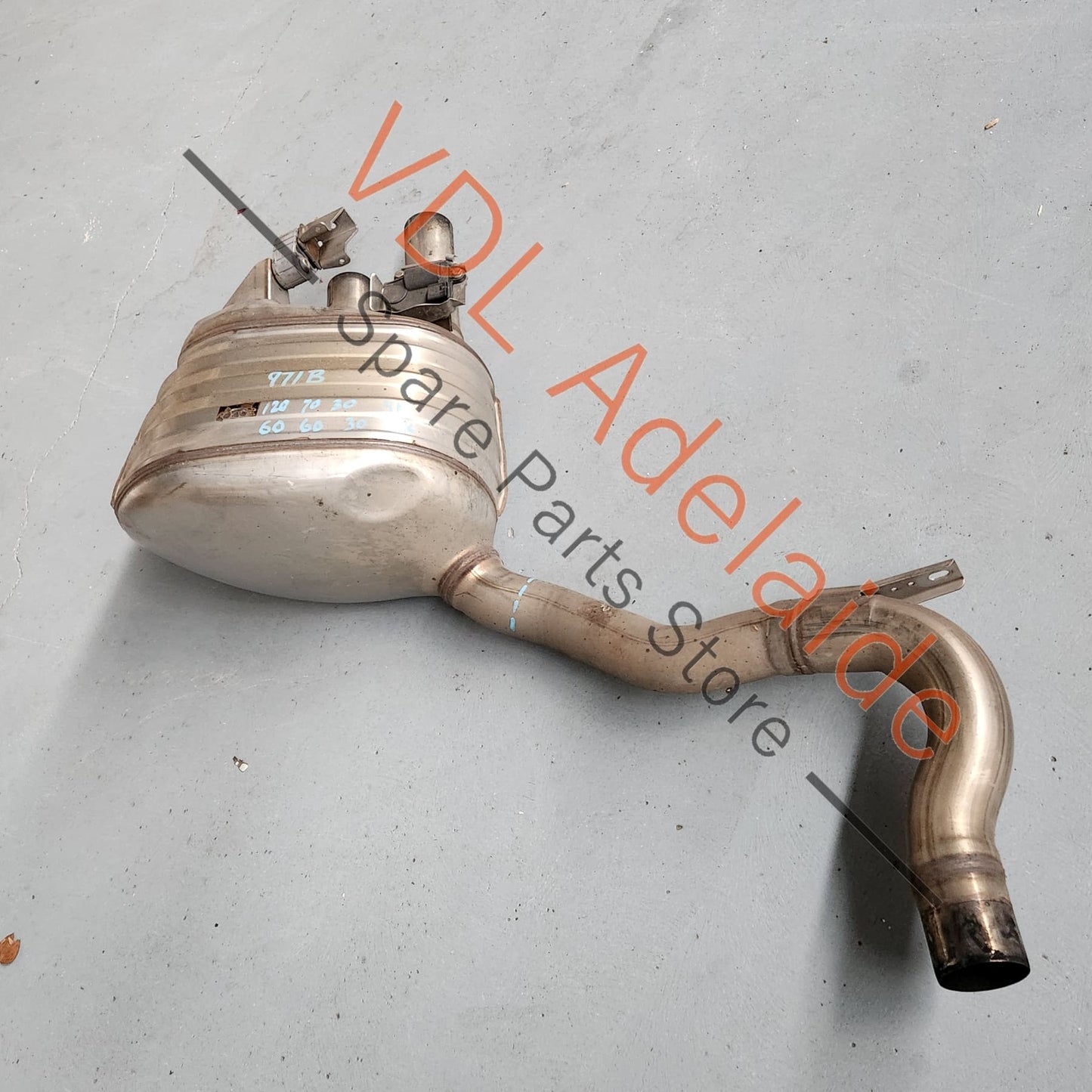 Porsche Panamera 971 Rear Right Muffler Exhaust 971253608AY 971253608AY 971253608 Pipe will be cut at blue dotted line to save on freight. Contact us if you would prefer to send it un-cut.