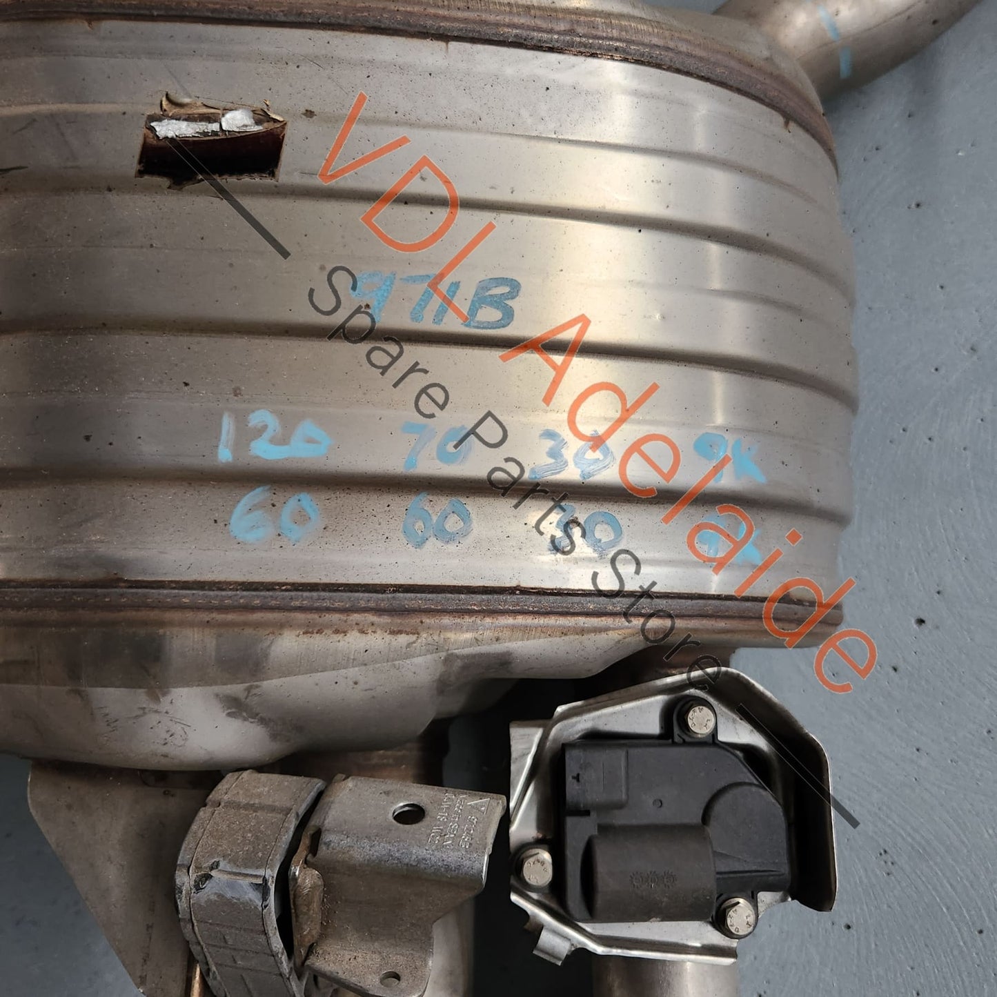 Porsche Panamera 971 Rear Left Muffler Exhaust 971253607AY 971253607AY 971253607 Pipe will be cut at blue dotted line to save on freight. Contact us if you would prefer to send it un-cut.