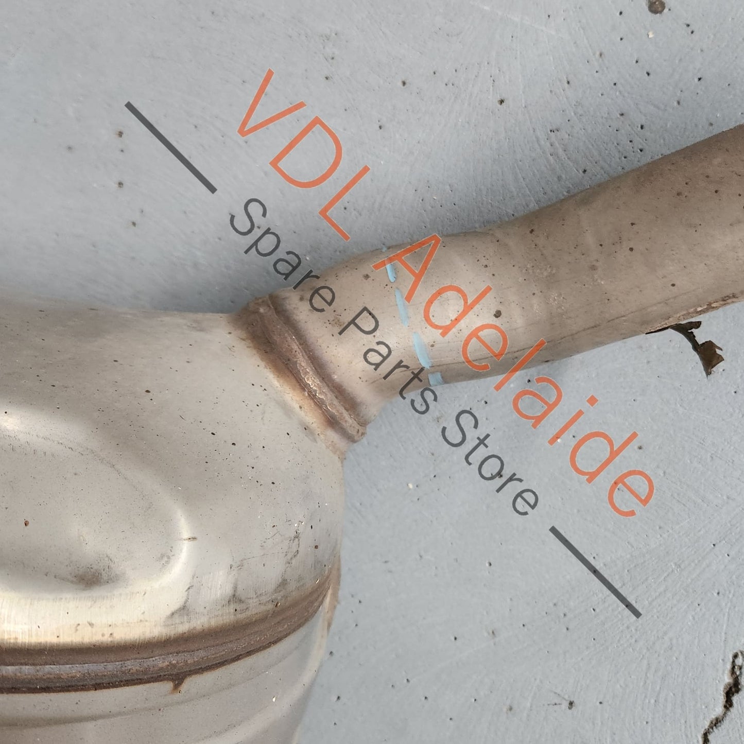 Porsche Panamera 971 Rear Left Muffler Exhaust 971253607AY 971253607AY 971253607 Pipe will be cut at blue dotted line to save on freight. Contact us if you would prefer to send it un-cut.