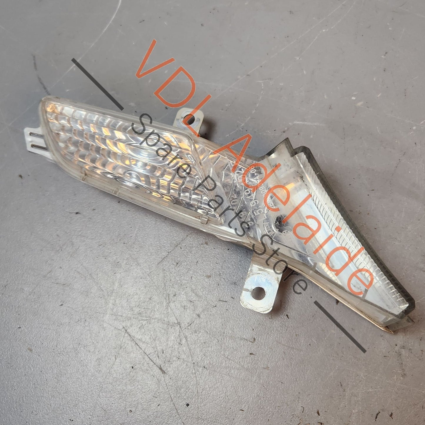 Porsche Cayenne 9PA 955 957 Turbo Front Right Fender Turn Signal Corner Light 95563103620 7L5949102E