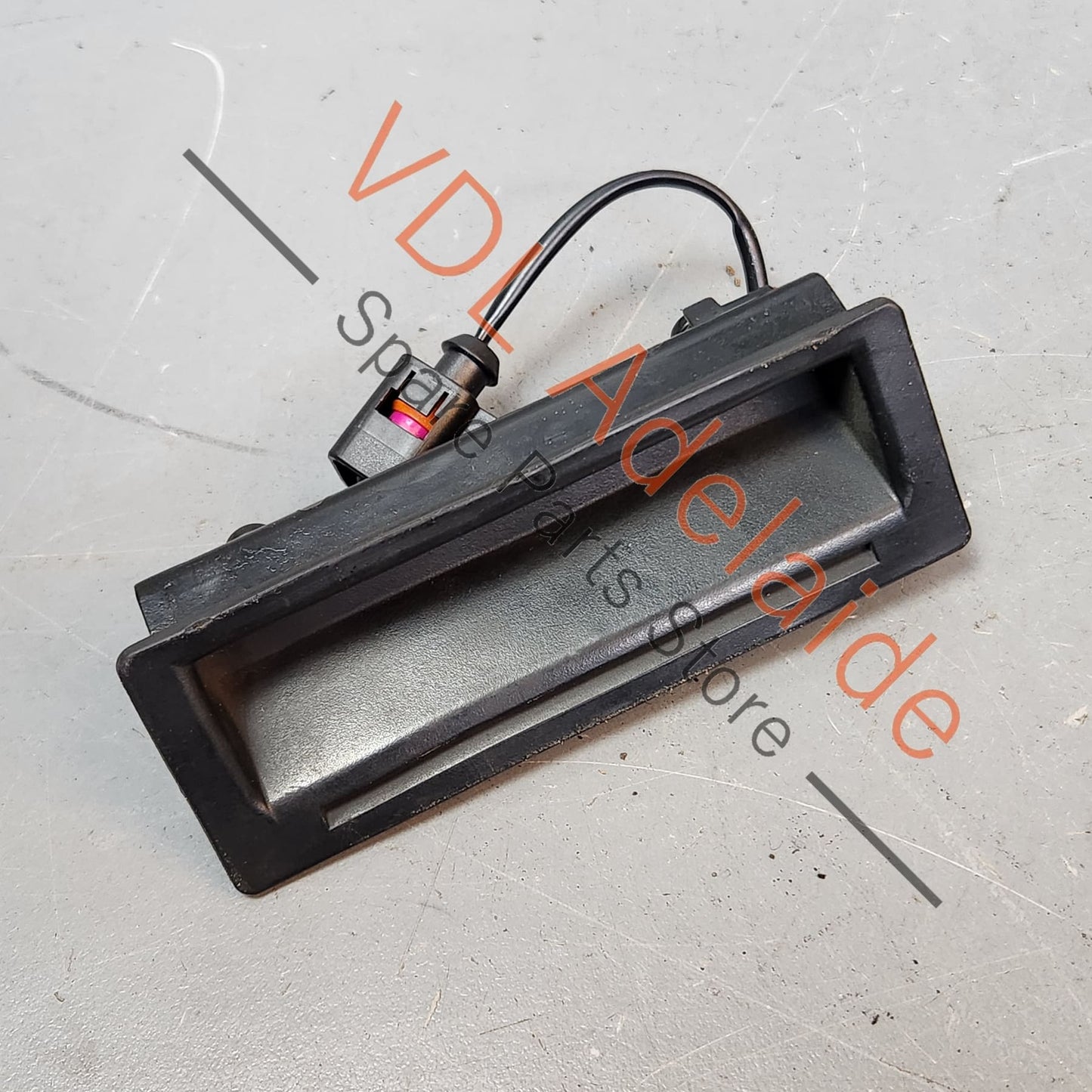 Porsche Cayenne 9PA 955 957 Rear Trunk Hatch Boot Release Switch Handle 95561327101