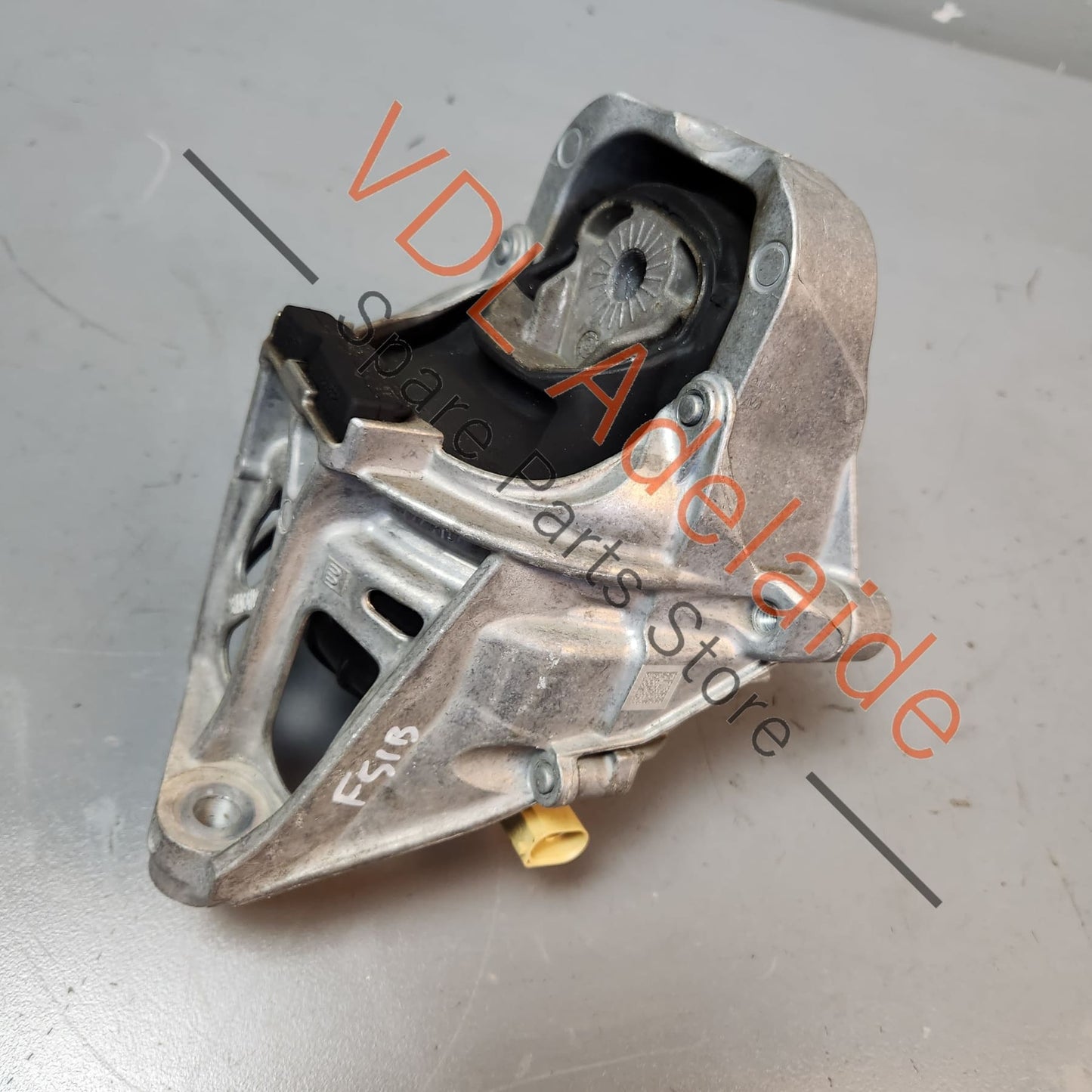Audi A4 B9 A5 F5 Q5 Q7 Electric Engine Mount 4M0199371FC 4M0199371FC
