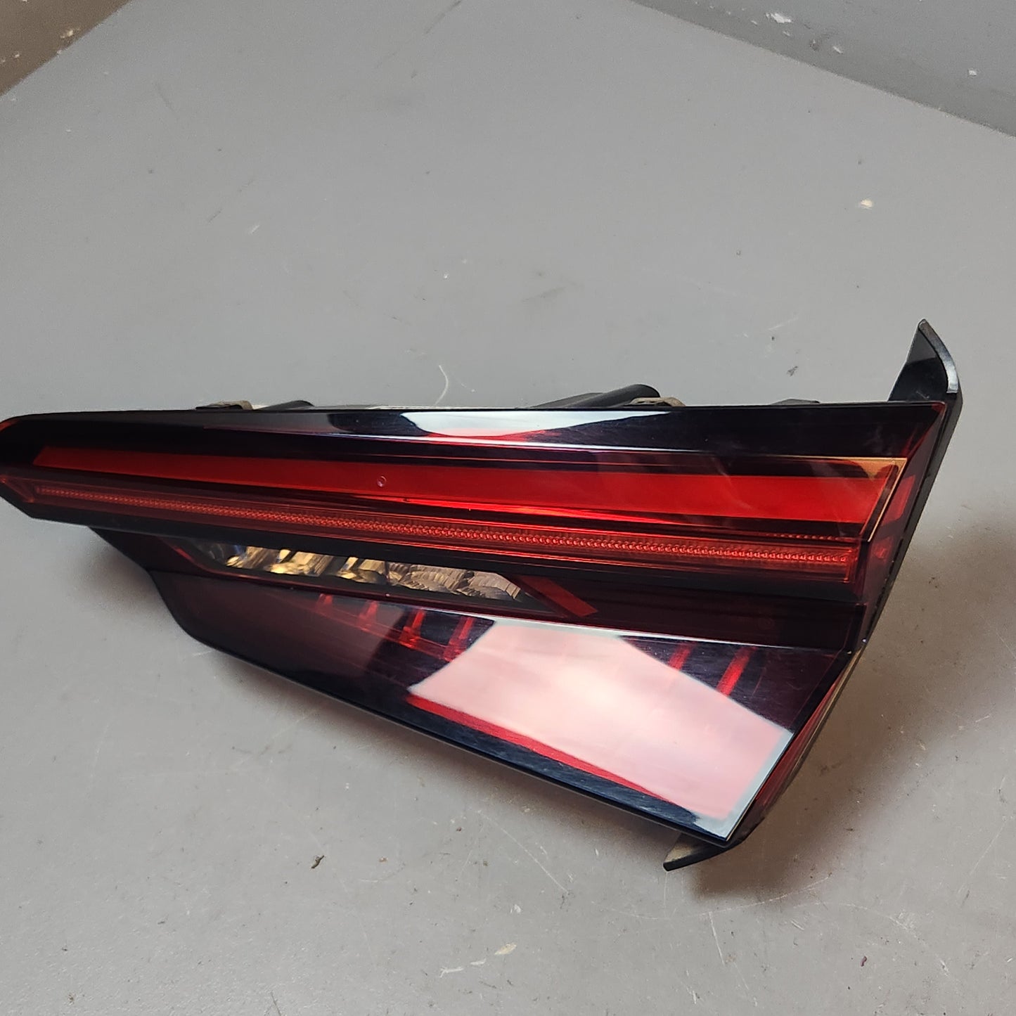 8W6945094J, 8W6945094P, , , Audi A5 F5 Rear Right Inner LED Taillight Tail Light Stop Lamp for RHD