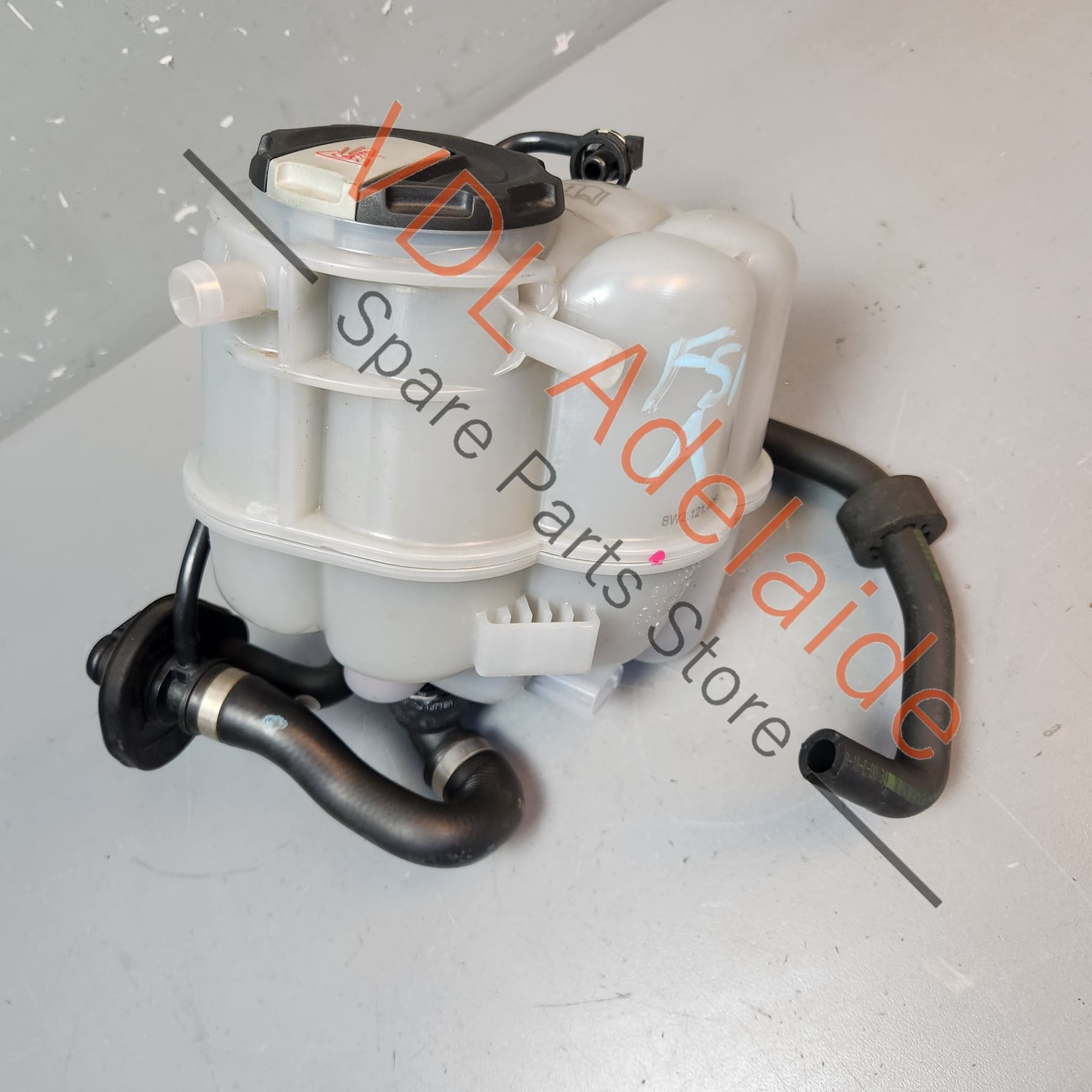 Audi A5 S5 RS5 F5 B9 Coolant Reservoir Tank for RHD 8W2121405J 1.6BAR