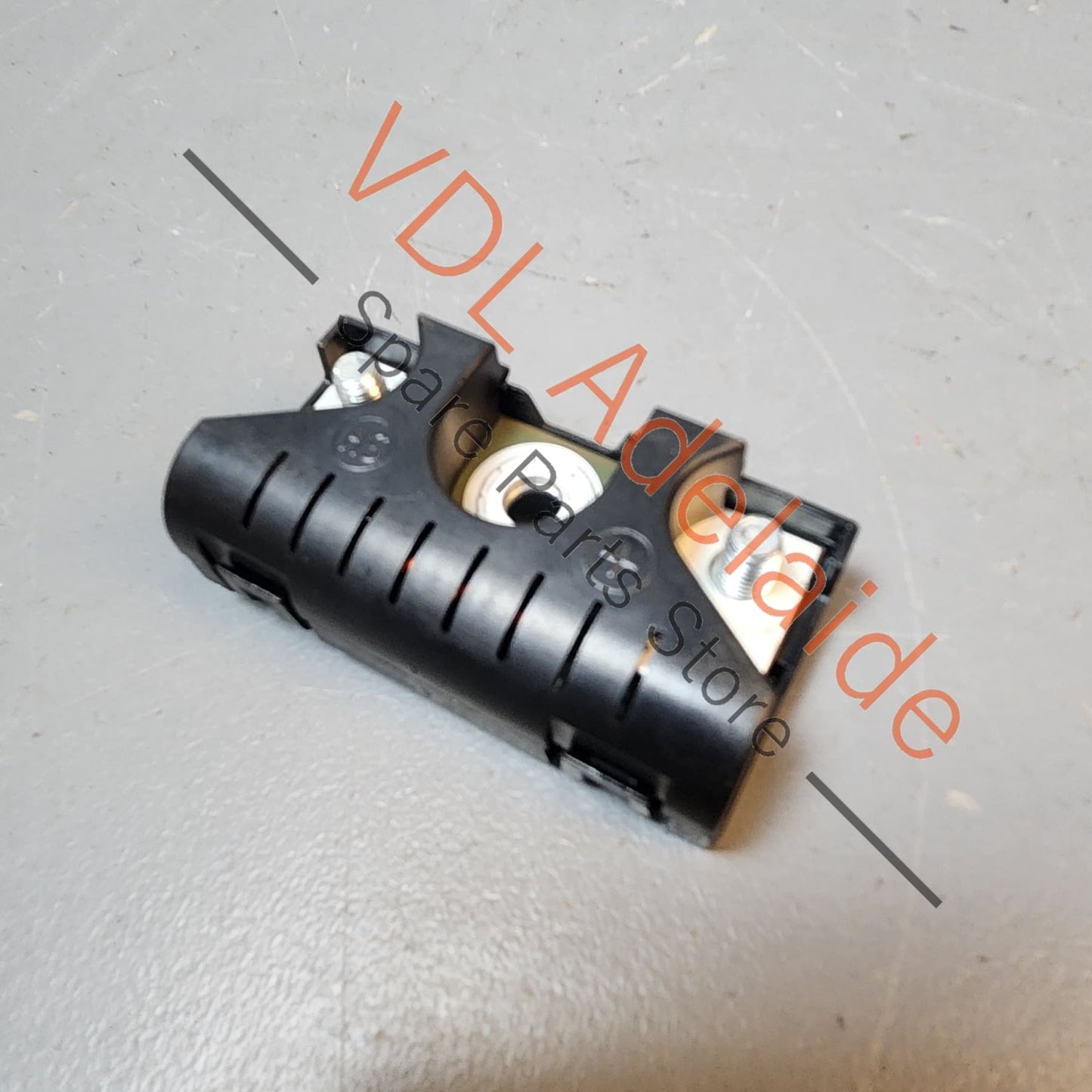 8T8035570 Audi Antenna Noise Disturbance Suppressor 8T8035570