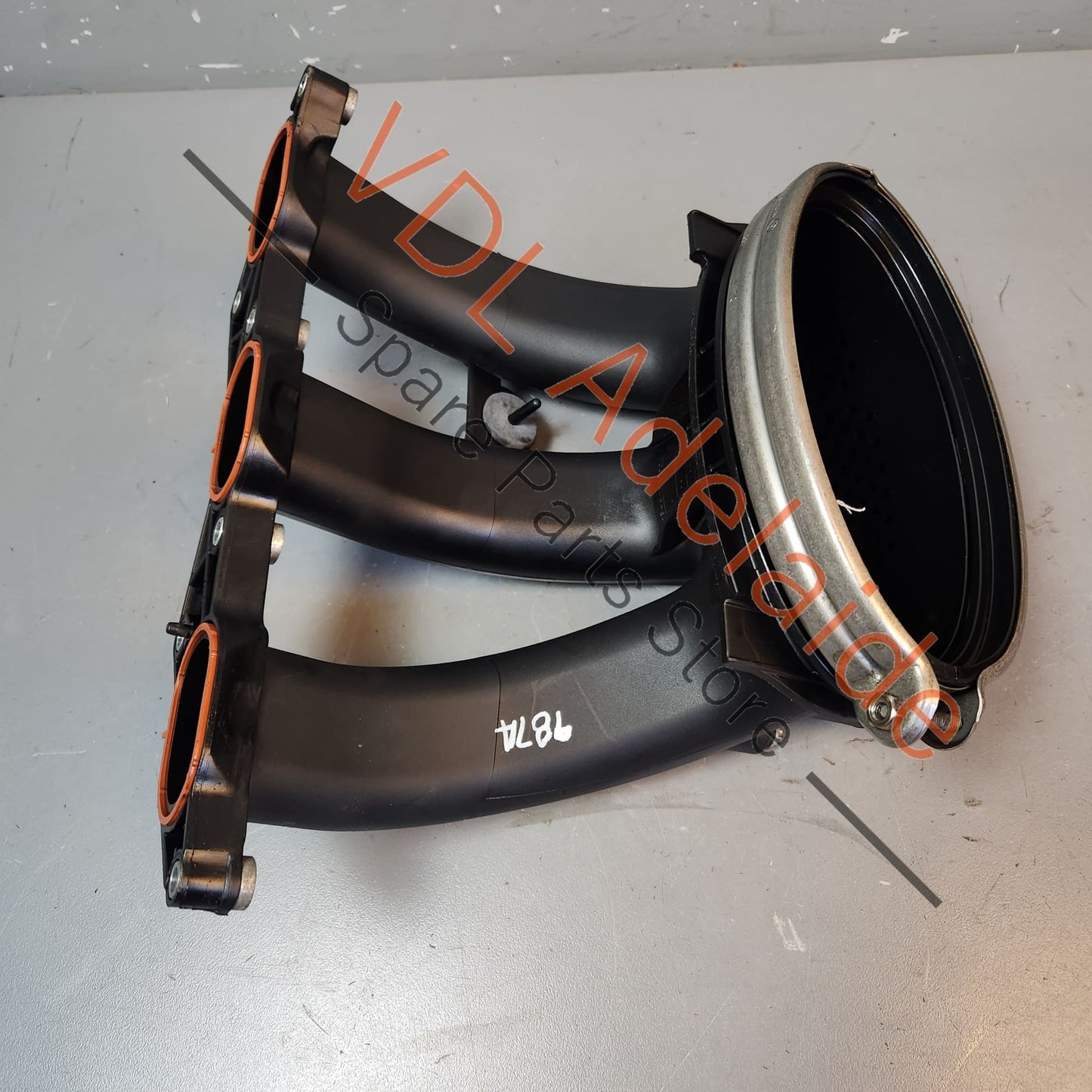9A111011502 9A111011504 Porsche 986 987 Cayman R 3.4 Intake Manifold 9A111011502