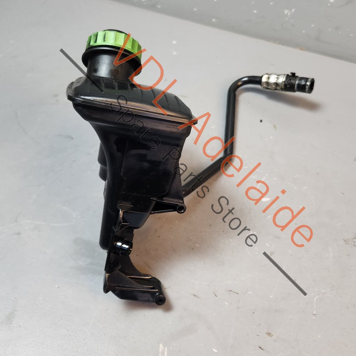 9A131422014 Porsche Cayman Boxster Power Steering Pump Reservoir Tank 9A131422014