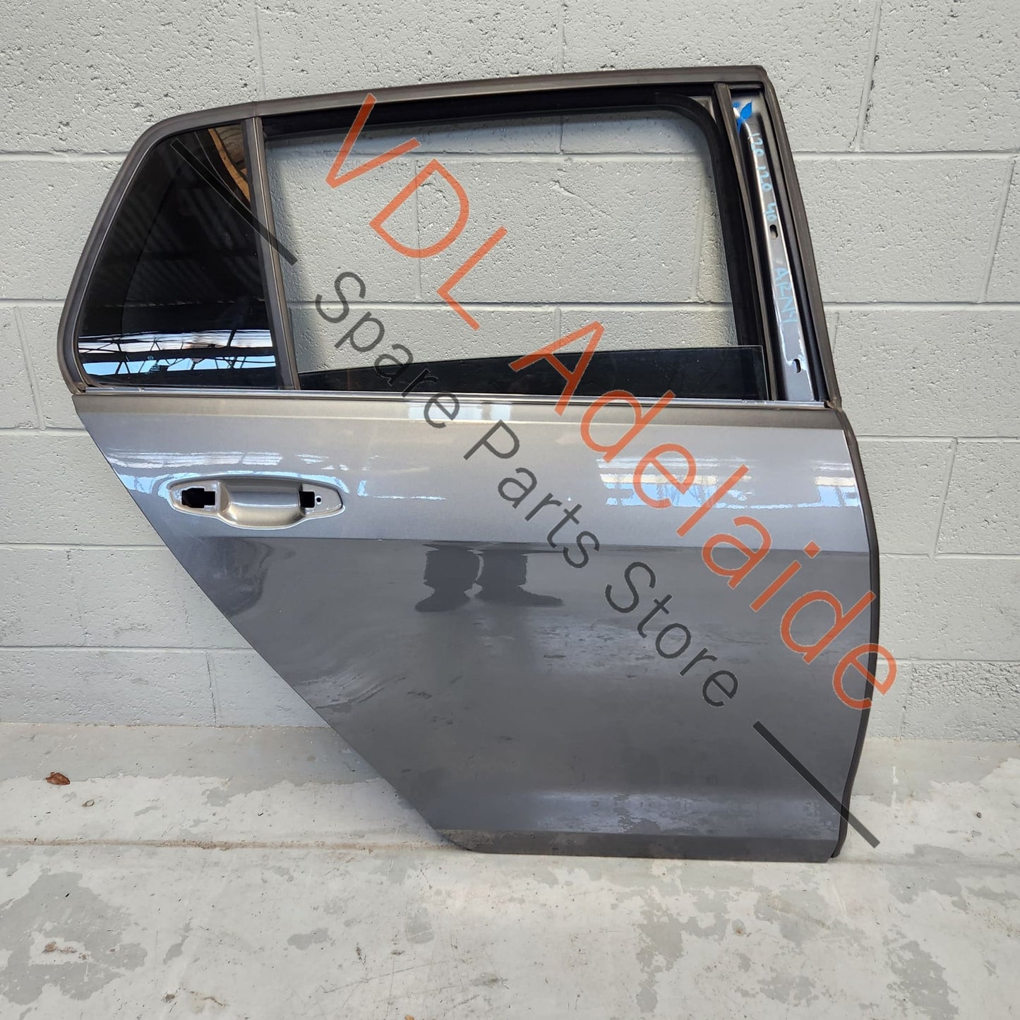 5G4833056AC 5G4833056AD VW Golf MK7 7.5 Rear Right Door Shell Panel Indium Grey LR7H