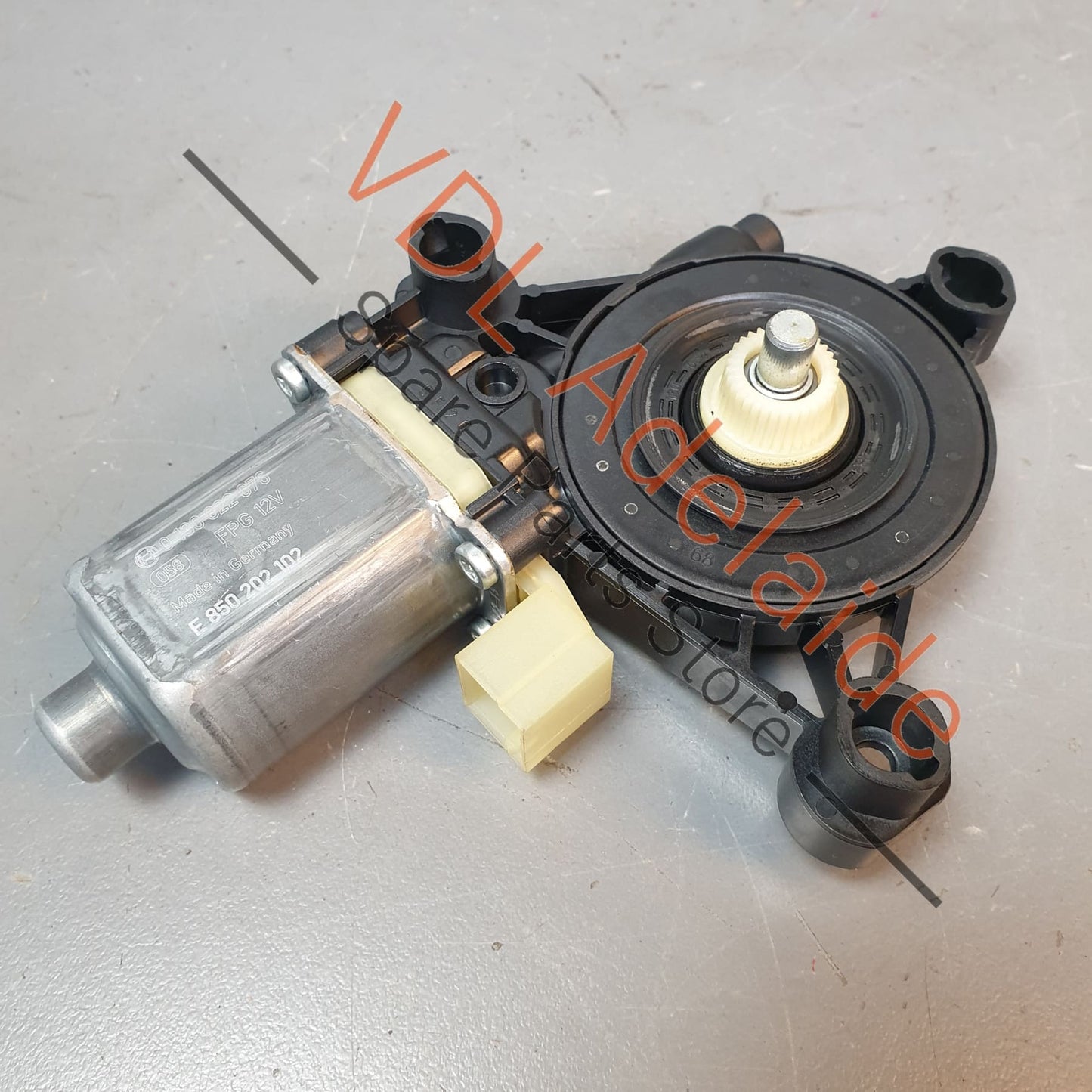 5Q0959802C VW Golf MK7 Front Right Window Regulator Motor 5Q0959802C