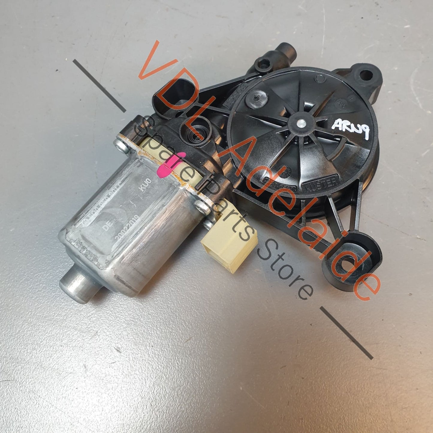 5Q0959801C VW Golf MK7 Front Left Window Regulator Motor 5Q0959801C
