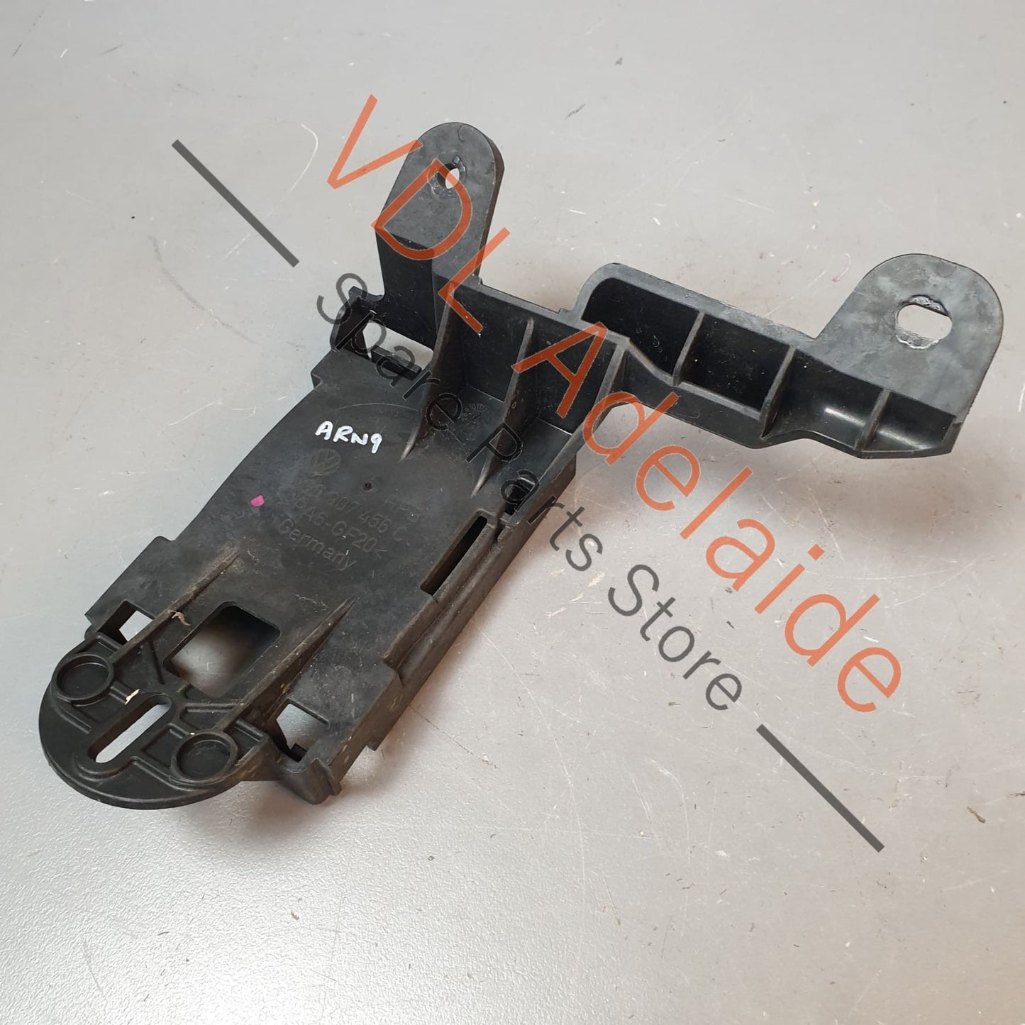 5G6907456C 5G6907456B VW Audi Blind Spot Radar Bracket Right Side 5G6907456B 5G6907456C