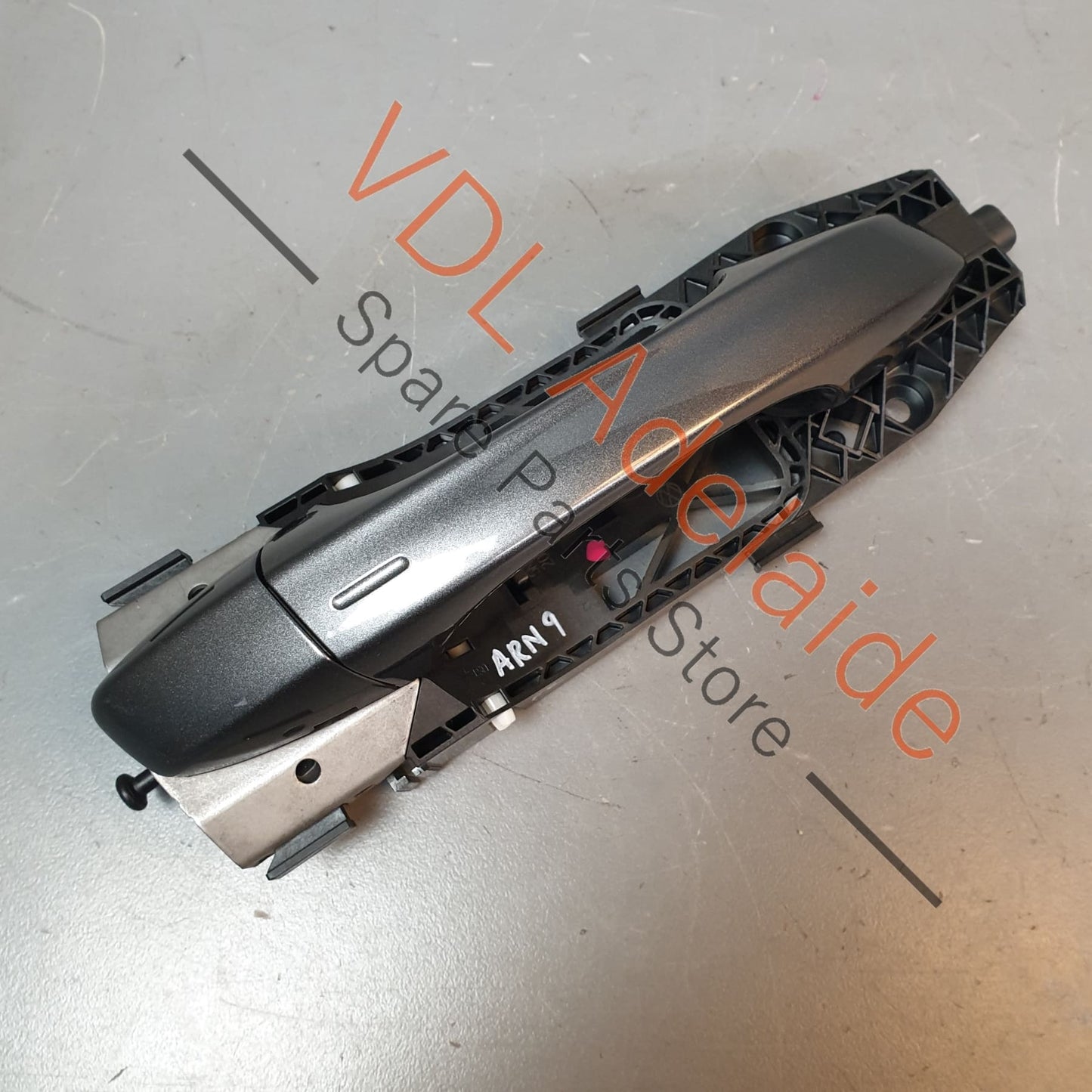 5G0837206Q 5G0837206R VW Golf Front Right Exterior Door Handle for Keyless Entry Vehicles Indium Gray LR7H