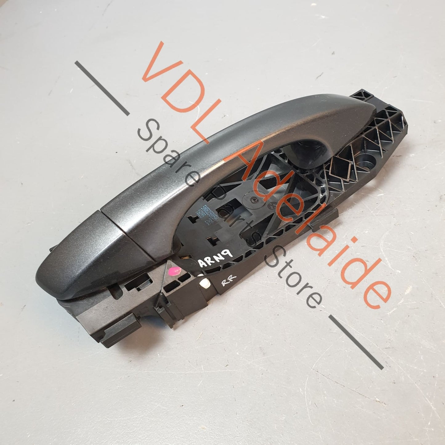 5G0837206N VW Golf Rear Right Exterior Door Handle for Keyless Entry Vehicles Indium Gray LR7H 5G0837206N