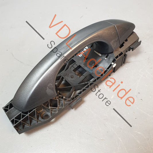 5G0837206N VW Golf Rear Right Exterior Door Handle for Keyless Entry Vehicles Indium Gray LR7H 5G0837206N