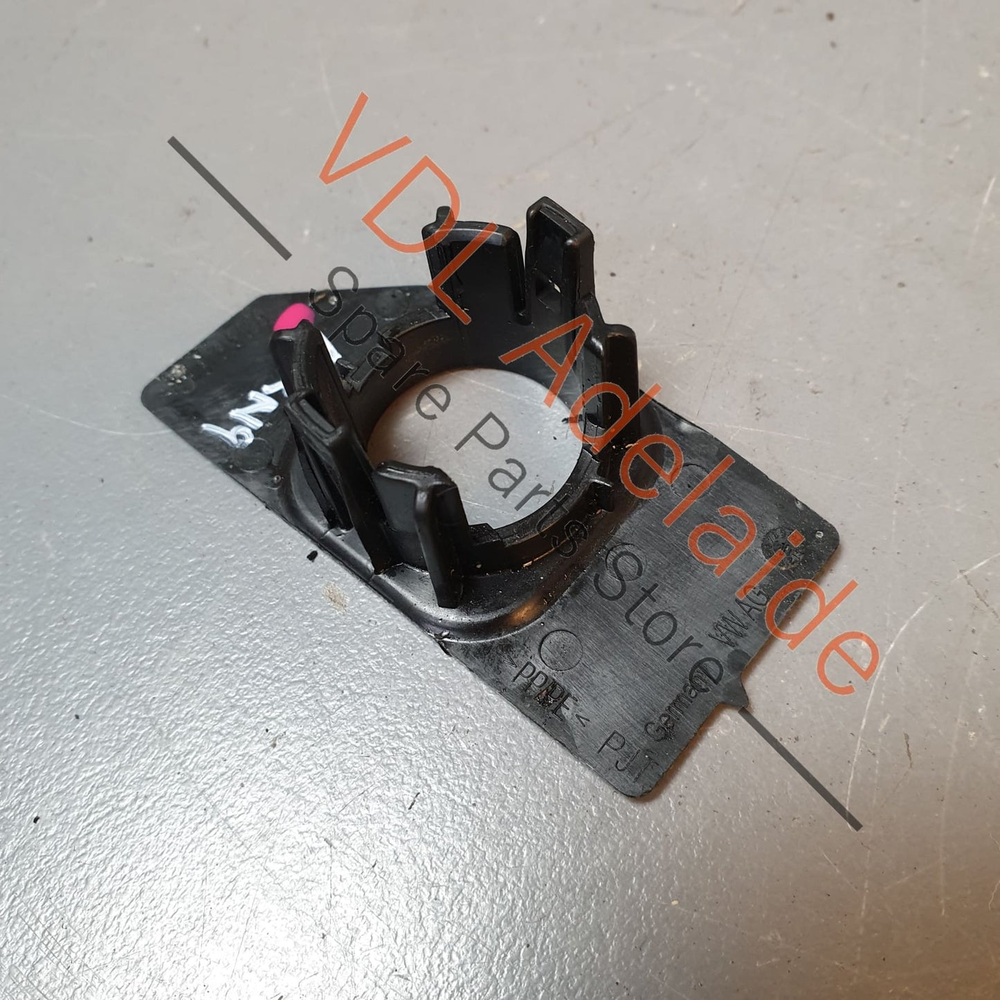 5G0919194G VW Front Bumper Parking Sensor Bracket Holder 5G0919194G