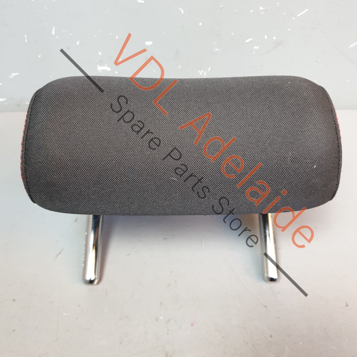5G0885902QBDL VW Golf MK7 Gti Rear Centre Middle Headrest Cloth w Red Stitch 5G0885902Q BDL