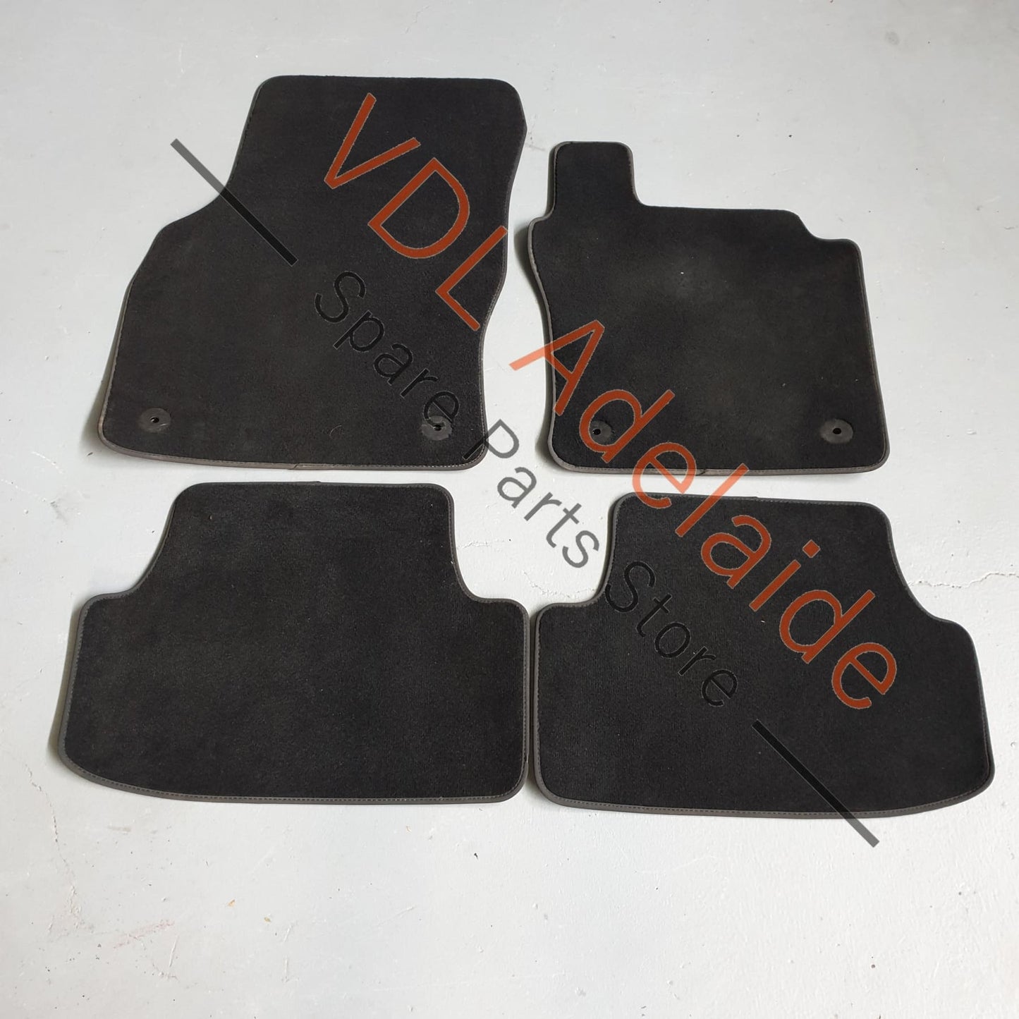 5G2863011 Genuine OEM VW Golf MK7 7.5 Set of Floor Carpet Mats 5G2863011 EUN 27xxxkm