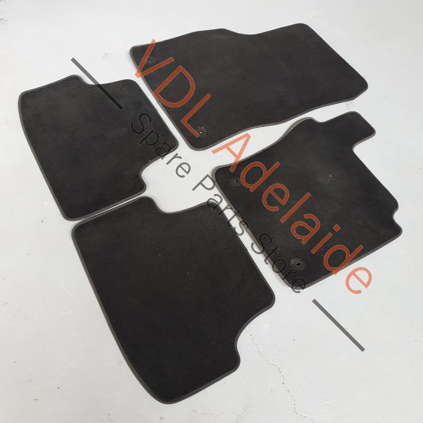 5G2863011 Genuine OEM VW Golf MK7 7.5 Set of Floor Carpet Mats 5G2863011 EUN 27xxxkm