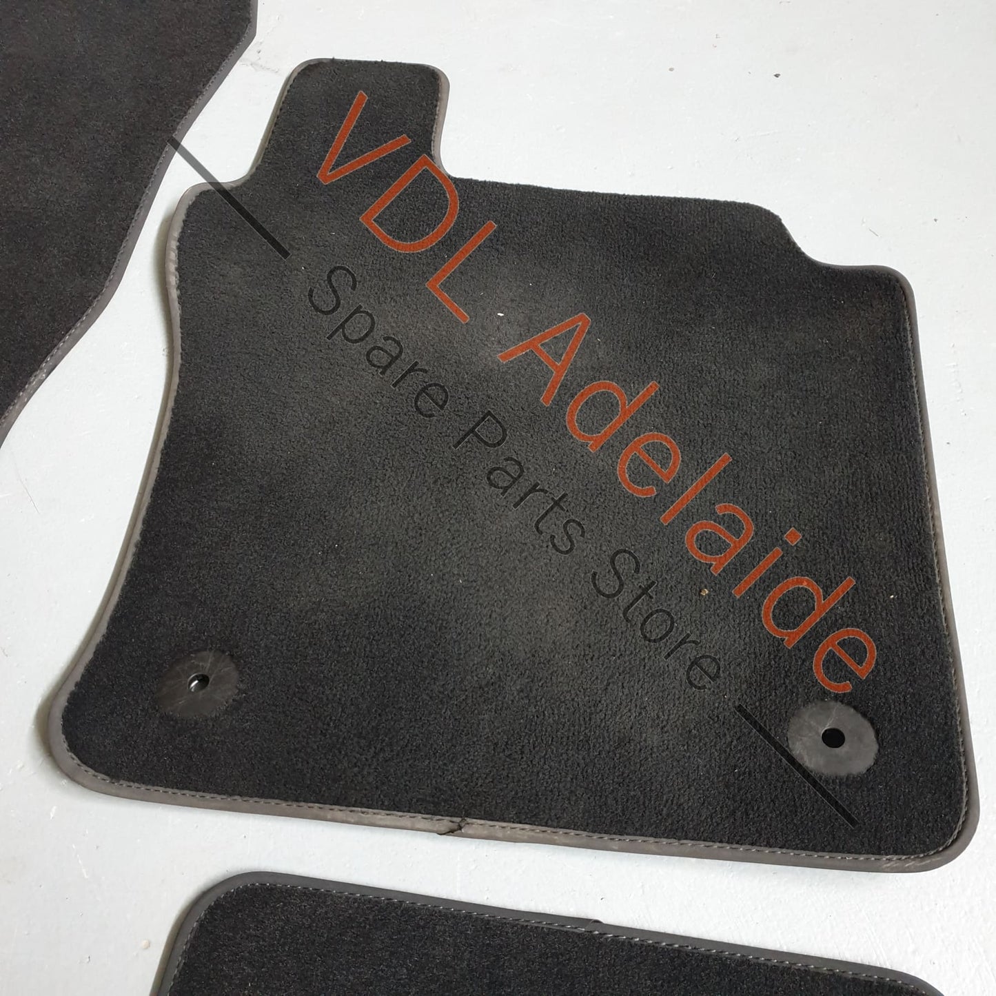 5G2863011 Genuine OEM VW Golf MK7 7.5 Set of Floor Carpet Mats 5G2863011 EUN 27xxxkm