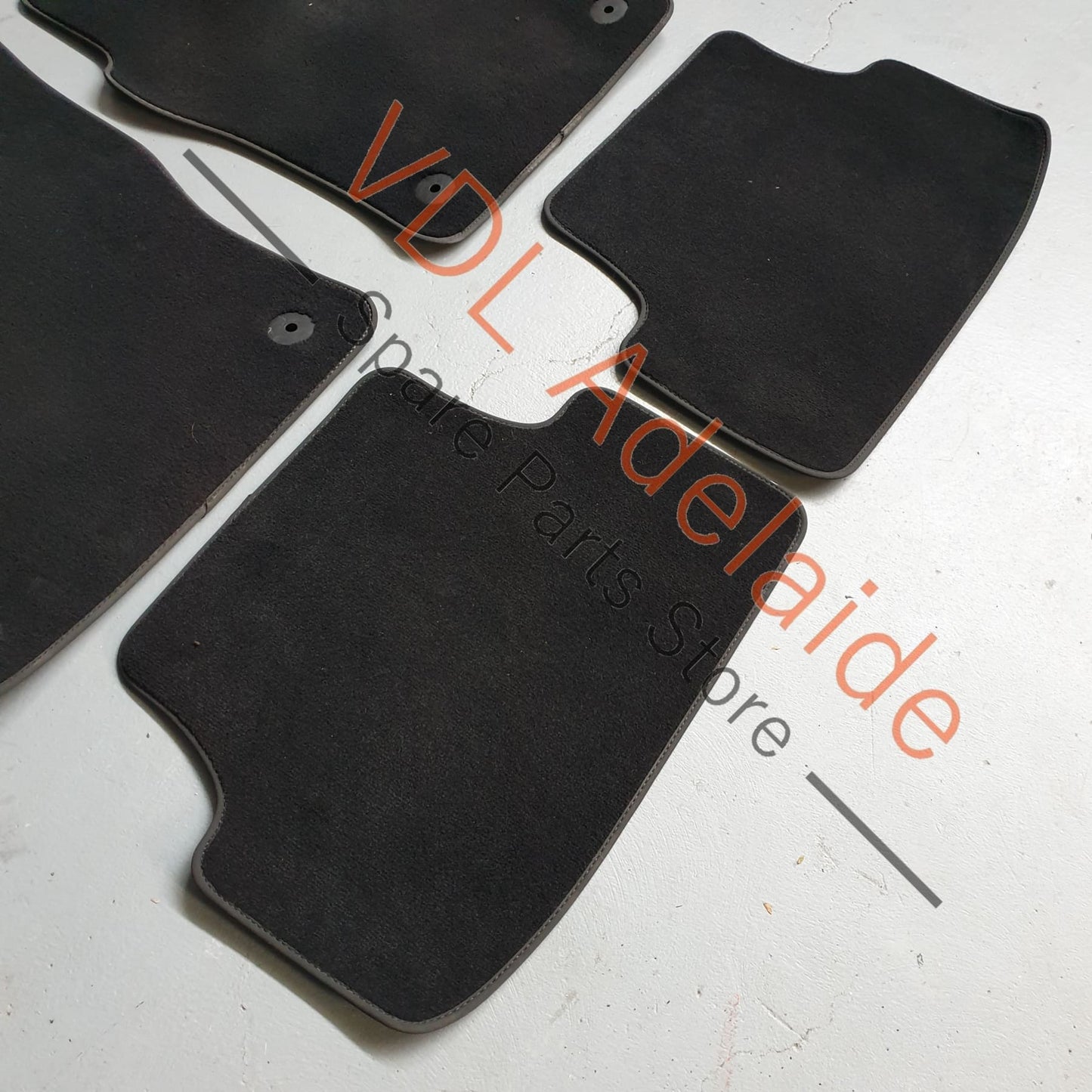 5G2863011 Genuine OEM VW Golf MK7 7.5 Set of Floor Carpet Mats 5G2863011 EUN 27xxxkm