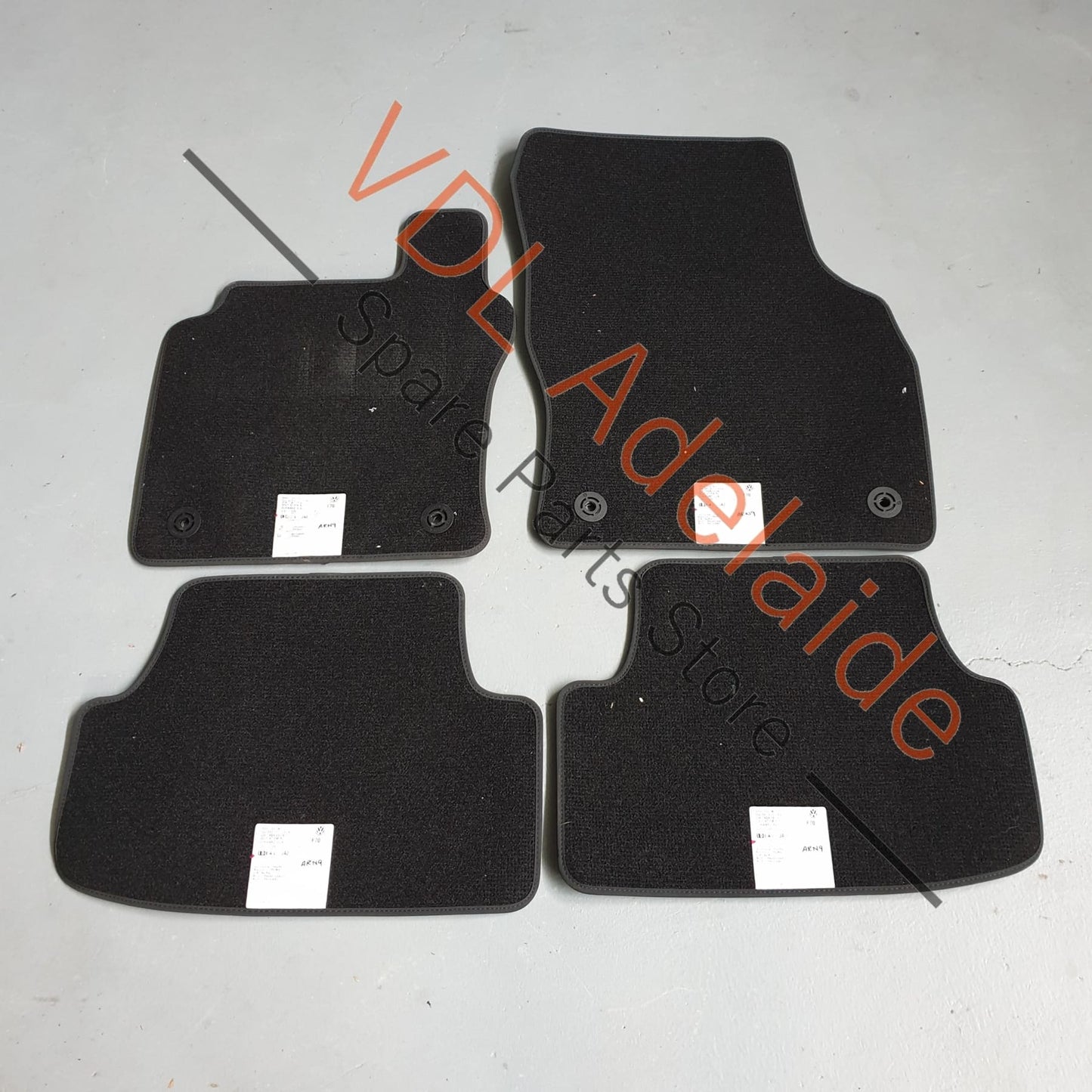 5G2863011 Genuine OEM VW Golf MK7 7.5 Set of Floor Carpet Mats 5G2863011 EUN 27xxxkm