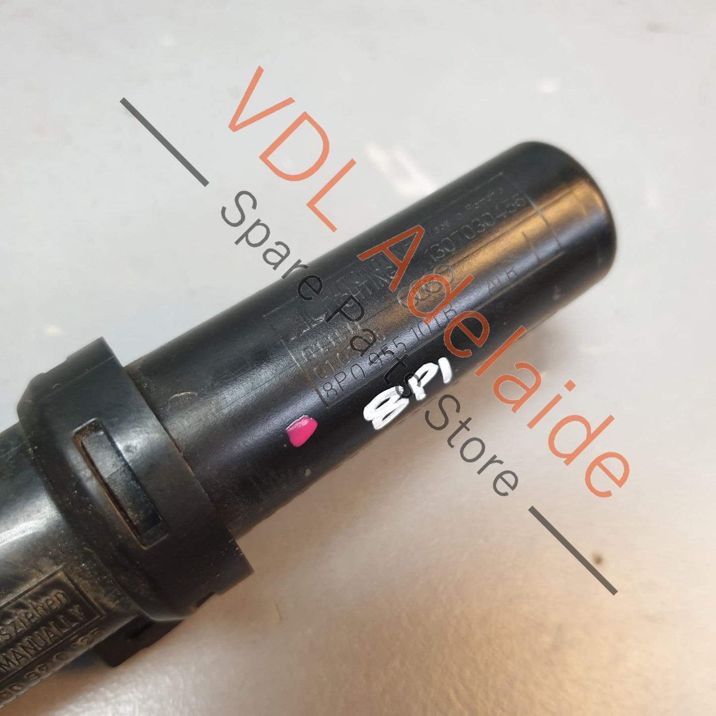 8P0955101B Audi S3 8P Headlight Washer Nozzle Jet 8P0955101B