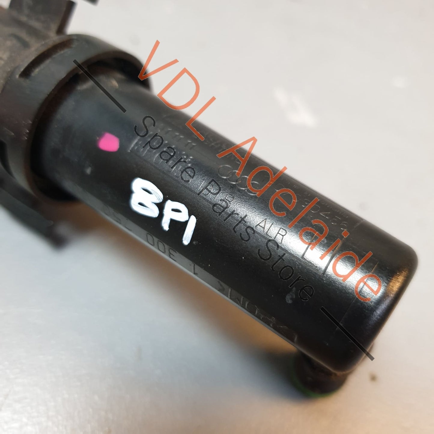 8P0955101B Audi S3 8P Headlight Washer Nozzle Jet 8P0955101B