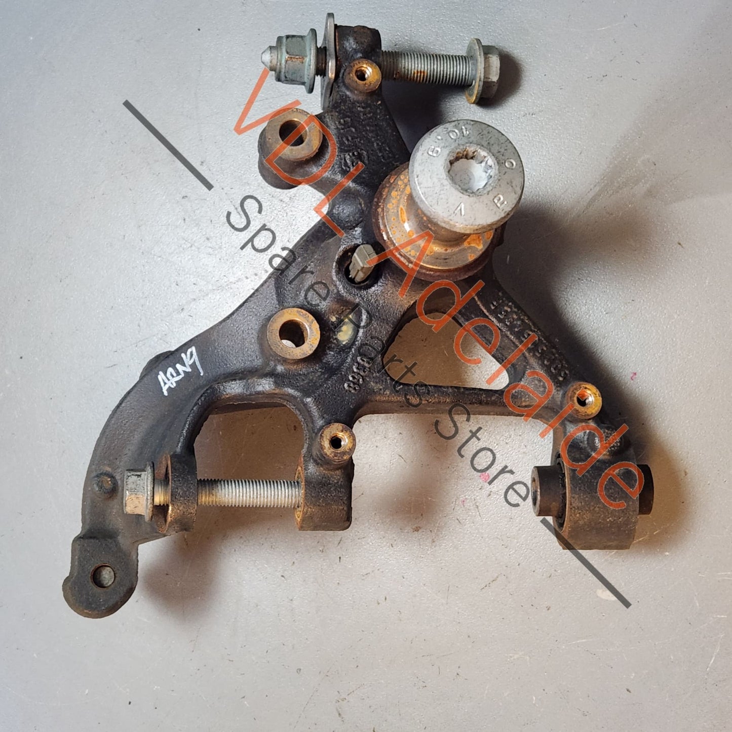 5Q0505435F VW Golf MK7 Gti Left Rear Wheel Bearing Housing Hub Knuckle Spindle 30MM 5Q0505435F
