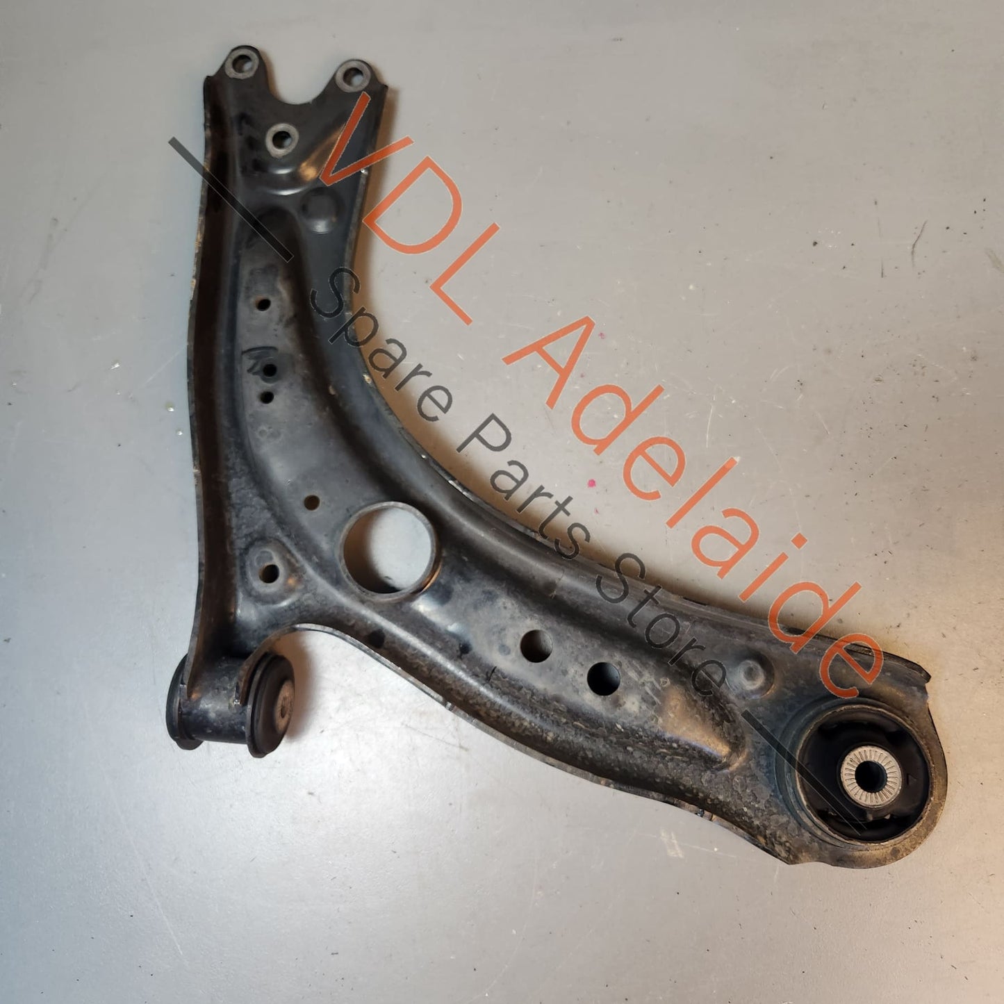 5Q0407151R 5Q0407151 5WA407151 VW Golf MK7.5 Gti Front Left LCA Lower Control Arm Wishbone Suspension 5Q0407151R 5WA407151 27xxxkm