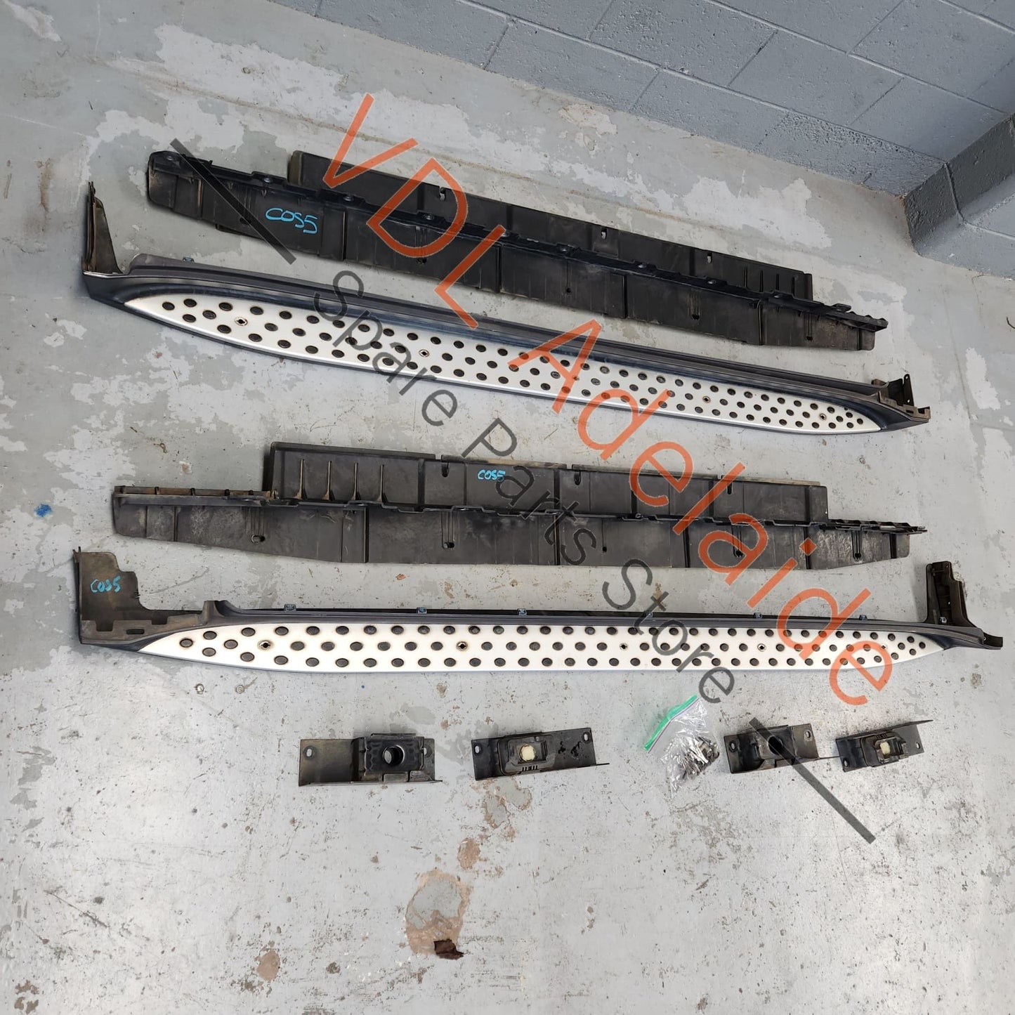 Mercedes W164 Genuine OEM Factory Sidesteps Running Boards
