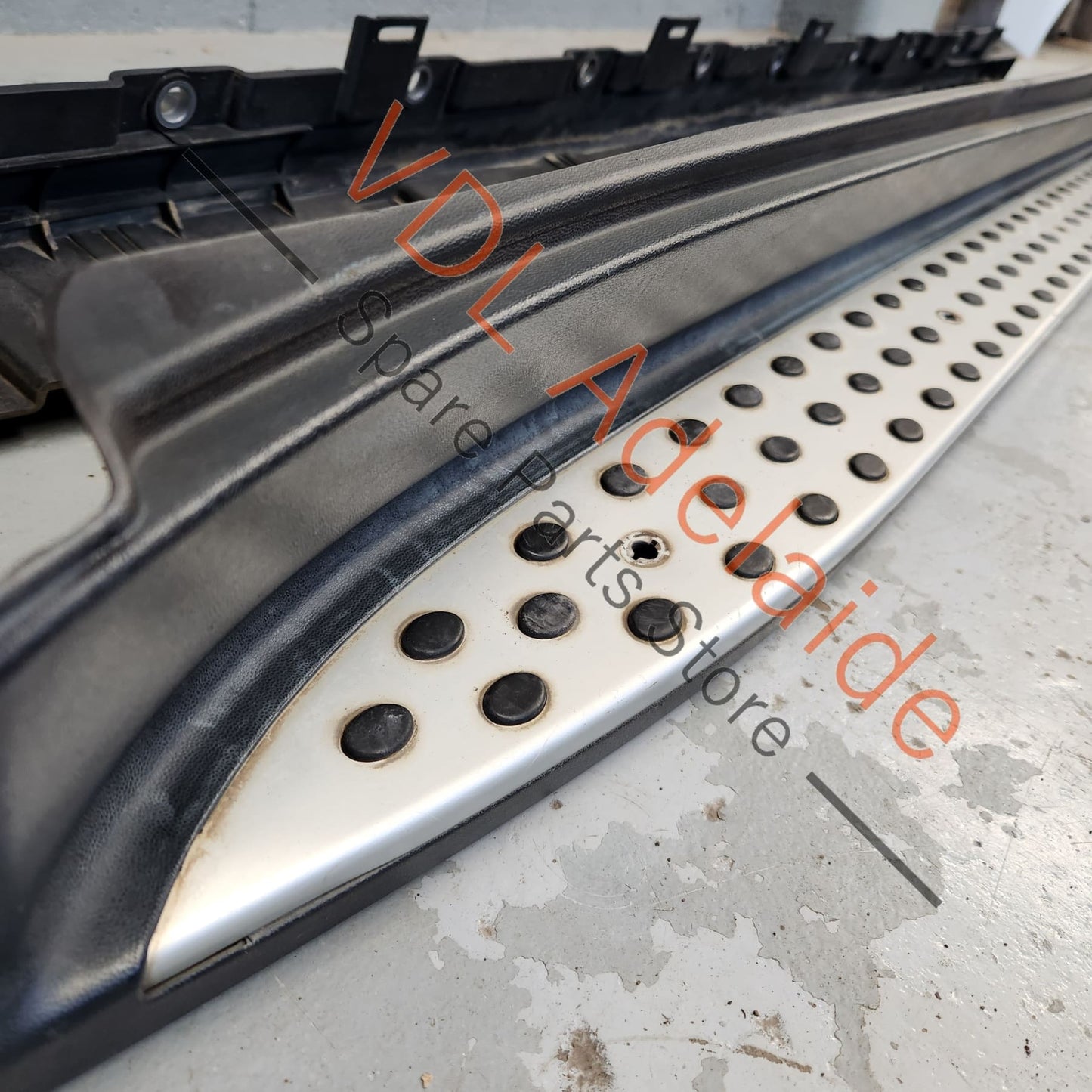 Mercedes W164 Genuine OEM Factory Sidesteps Running Boards