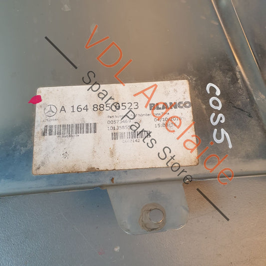 A1648856523