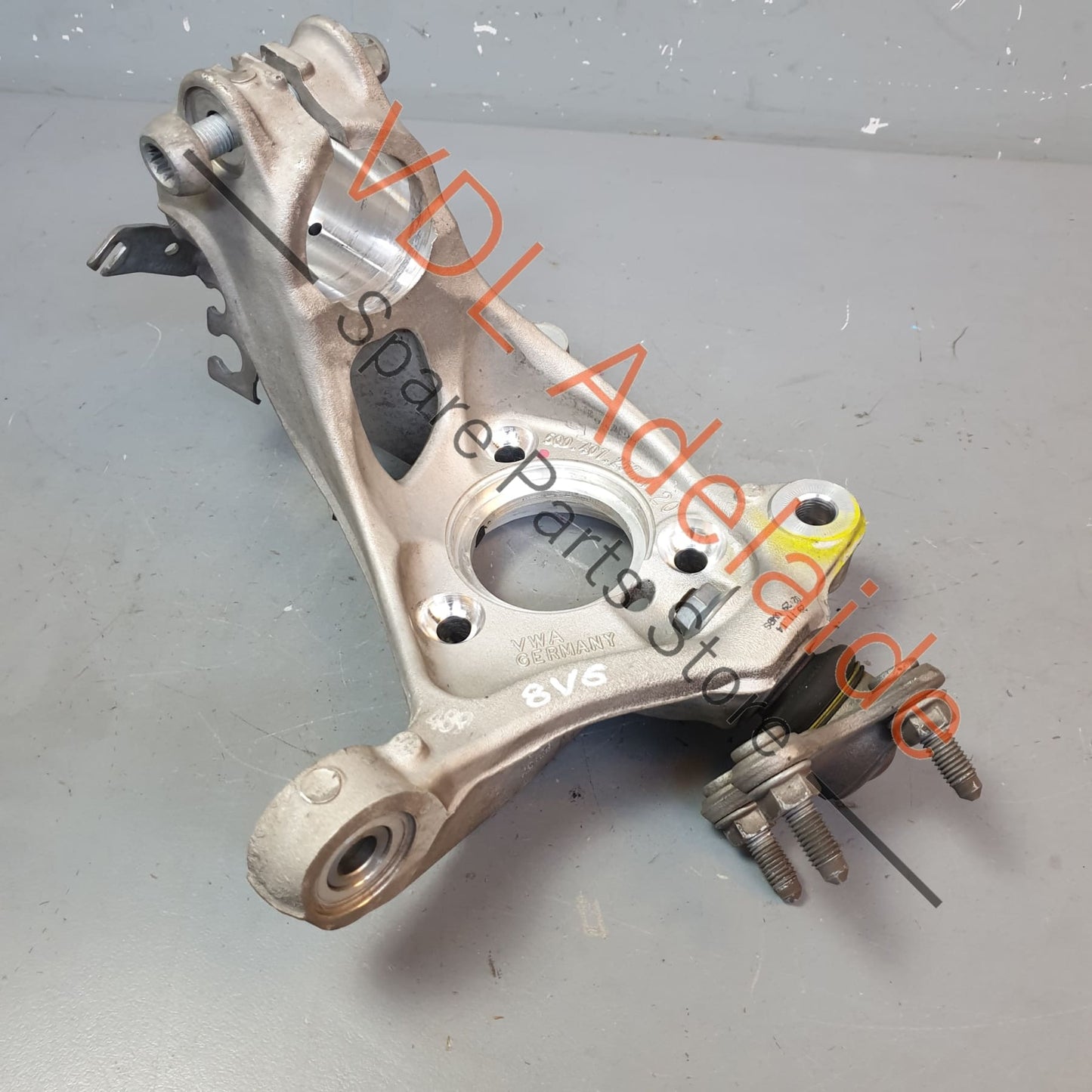 5Q0407253A 5Q0407257A Audi S3 RS3 8V Front Left Hub Knuckle Wheel Bearing Housing 5Q0407253A 5Q0407257A