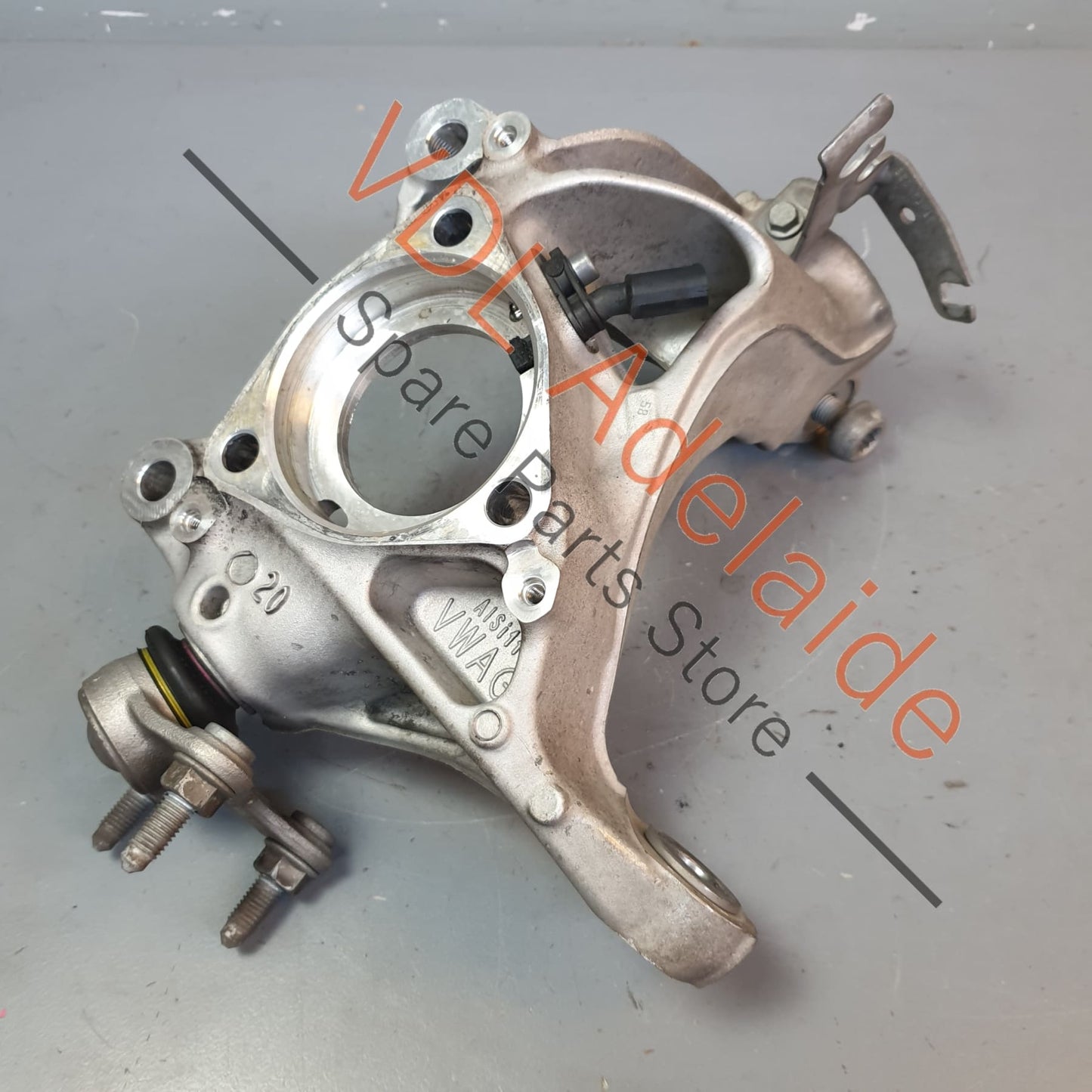 5Q0407253A 5Q0407257A Audi S3 RS3 8V Front Left Hub Knuckle Wheel Bearing Housing 5Q0407253A 5Q0407257A