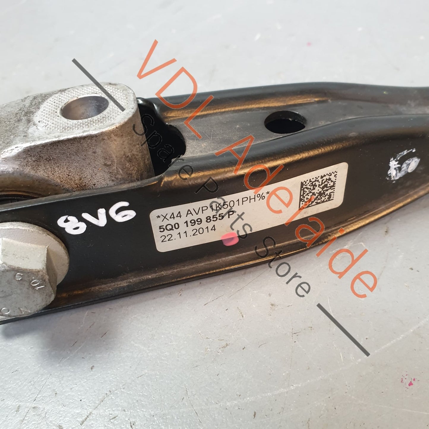 5Q0199855J Audi S3 VW Golf R MK7 Lower Engine Support Dogbone Pendulum Mount 5Q0199855J