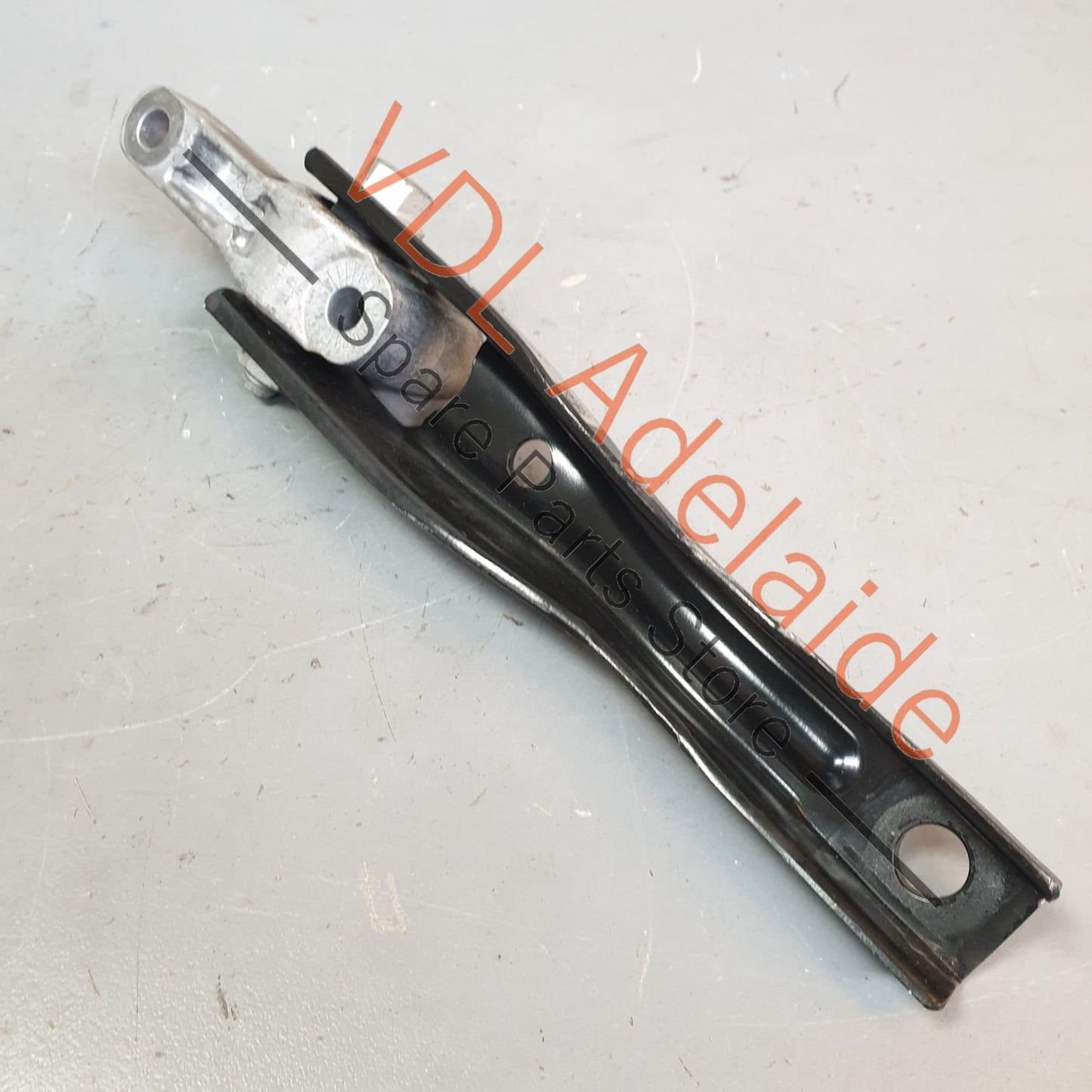 5Q0199855J Audi S3 VW Golf R MK7 Lower Engine Support Dogbone Pendulum Mount 5Q0199855J