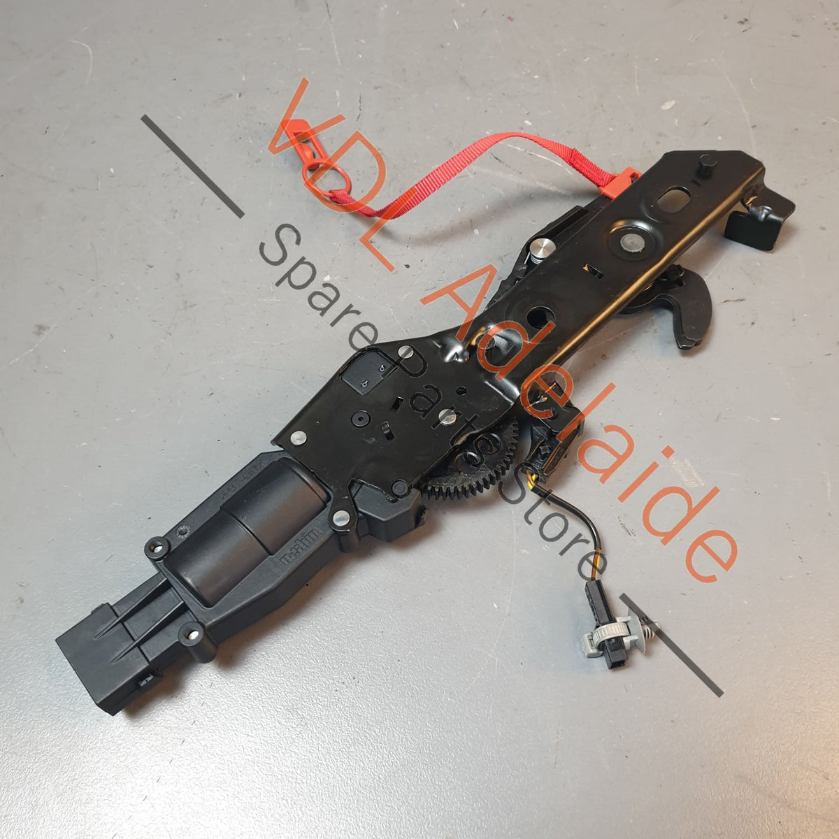 8V7825825 Audi A3 S3 Cabriolet 8V7 8V Roof Soft Top Locking Mechanism 8V7825825