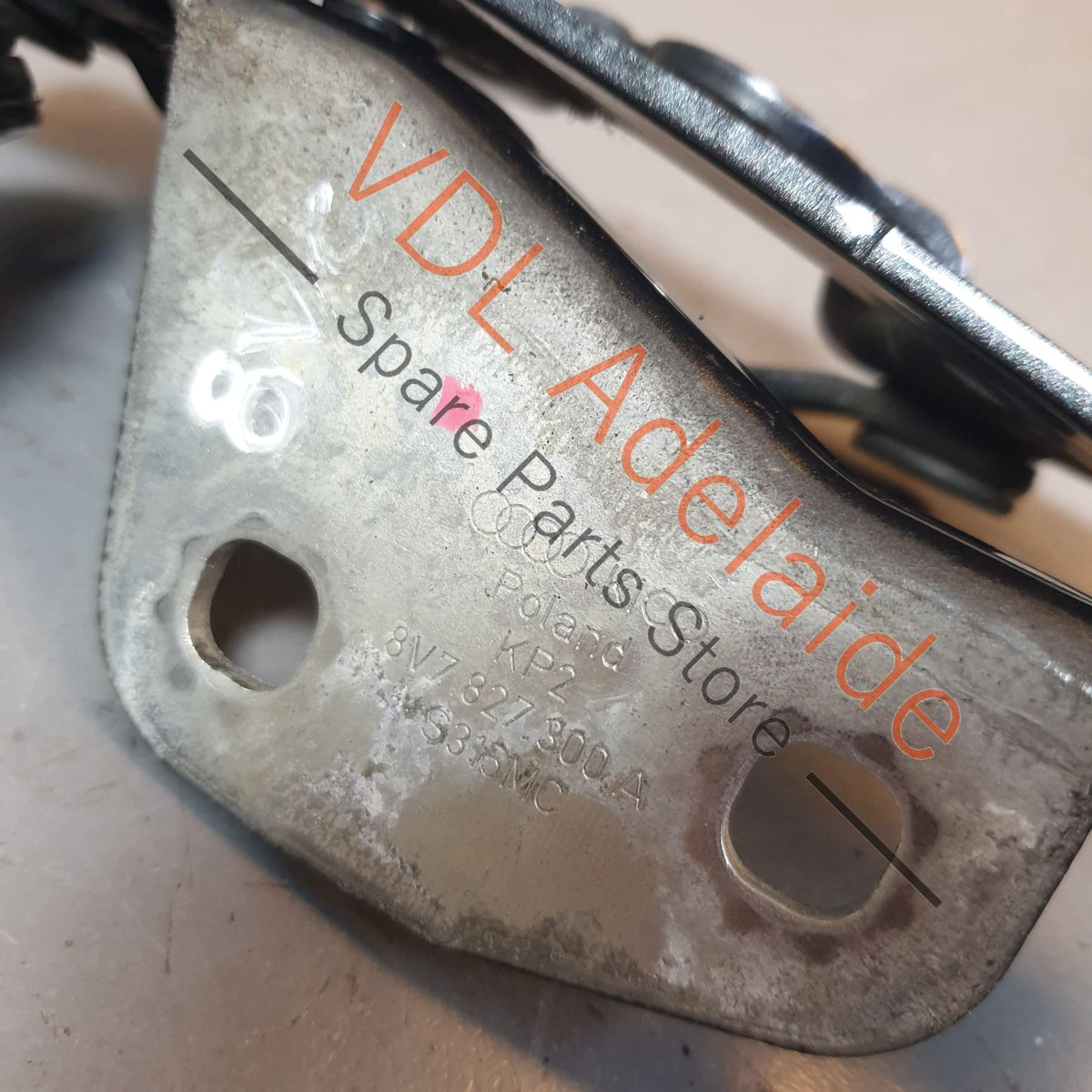 8V7827299B 8V7827300B 8V7827299A 8V7827300A Audi A3 S3 8V Cabriolet Convertible Trunk Boot Lid Hinge Set L&R